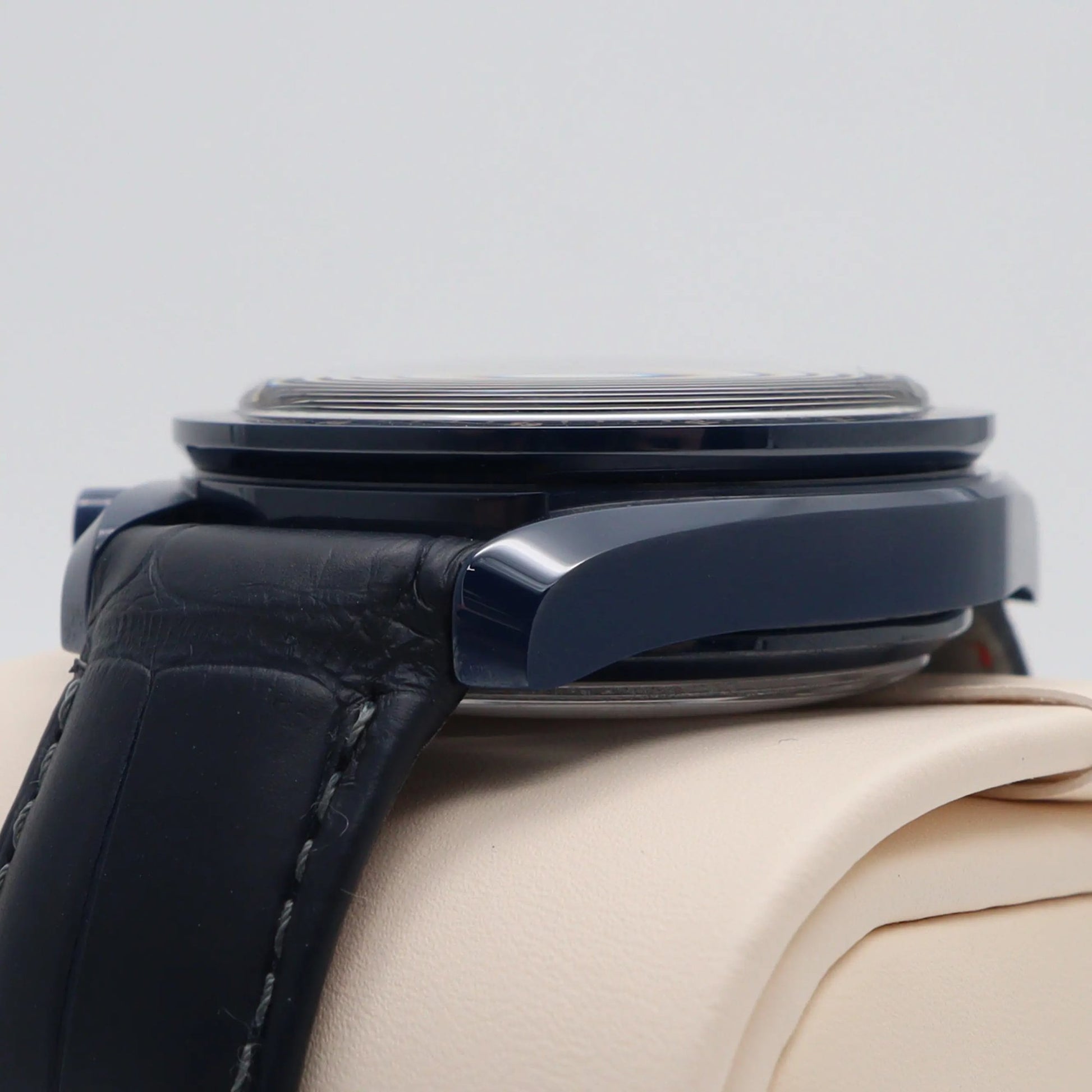 7th image of OMEGA Omega Speedmaster Wristwatch, New condition