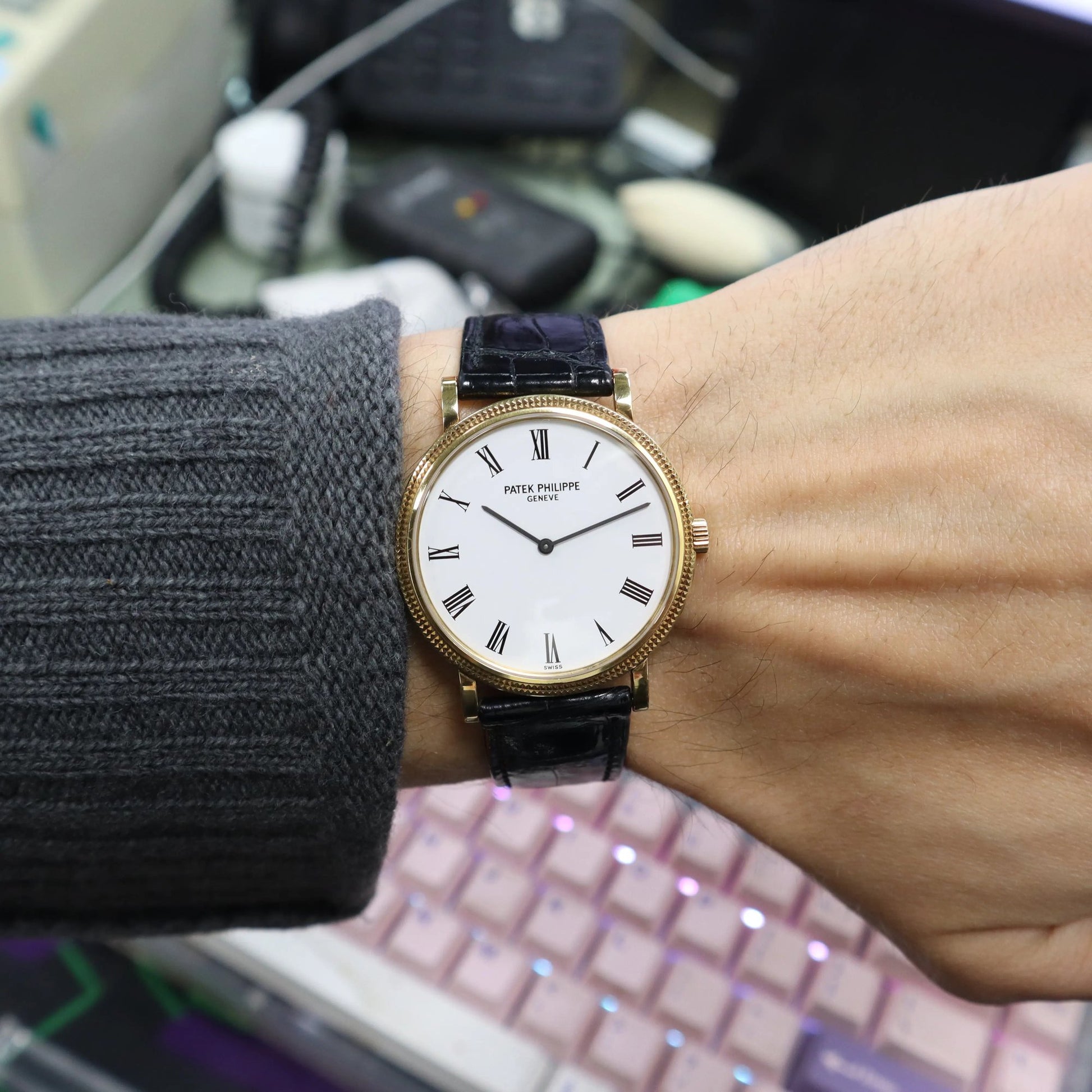 2nd image of Patek Philippe Calatrava Wristwatch, PreOwned condition