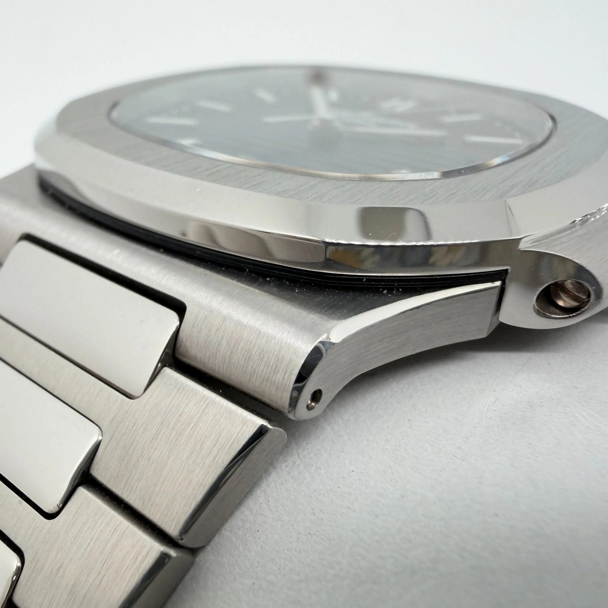 4th image of Patek Philippe Nautilus Wristwatch, PreOwned condition