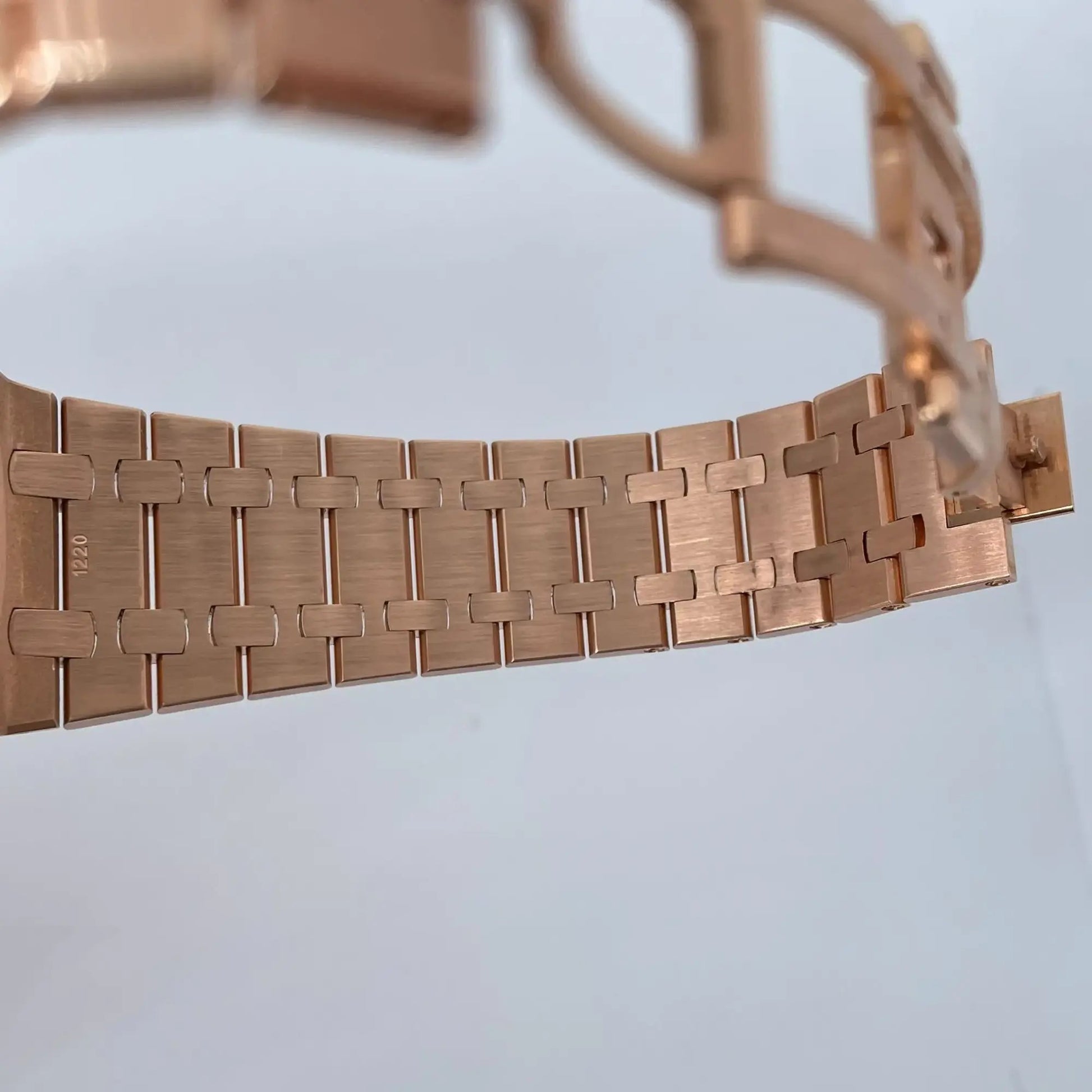 9th image of Audemars Piguet Royal Oak Wristwatch, PreOwned condition