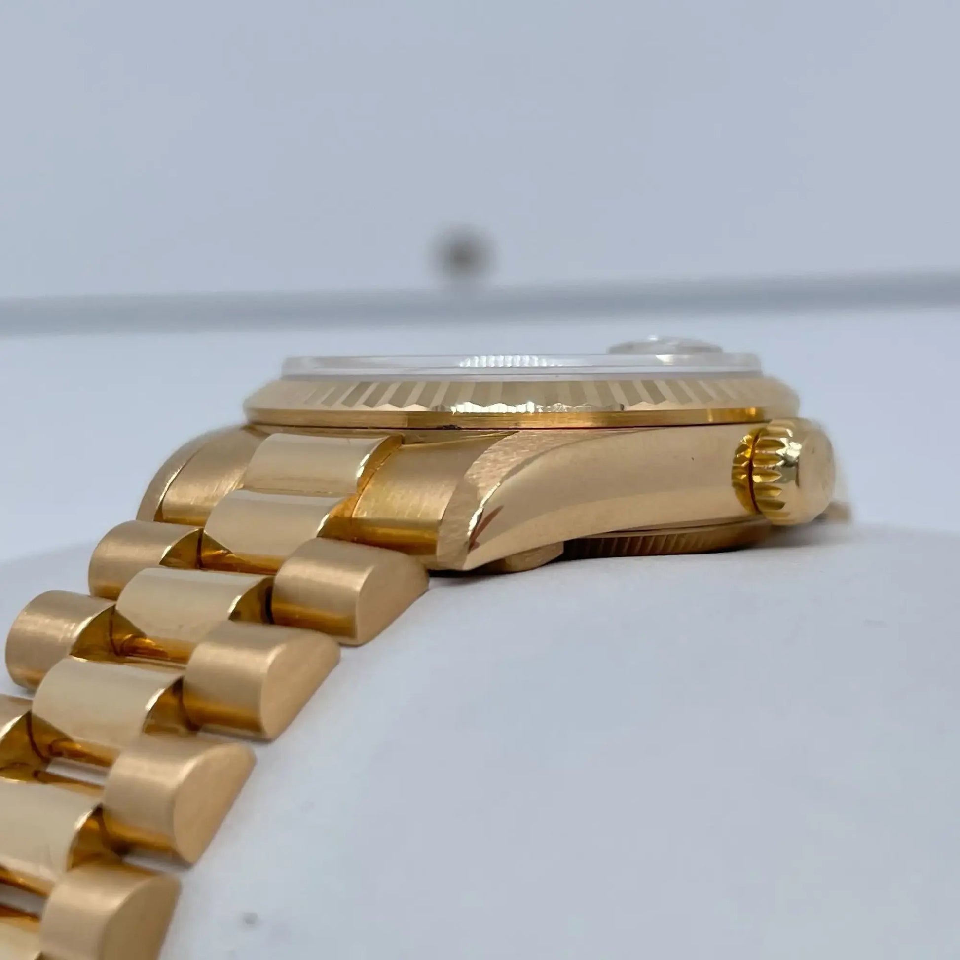 4th image of Rolex Datejust Wristwatch, PreOwned condition