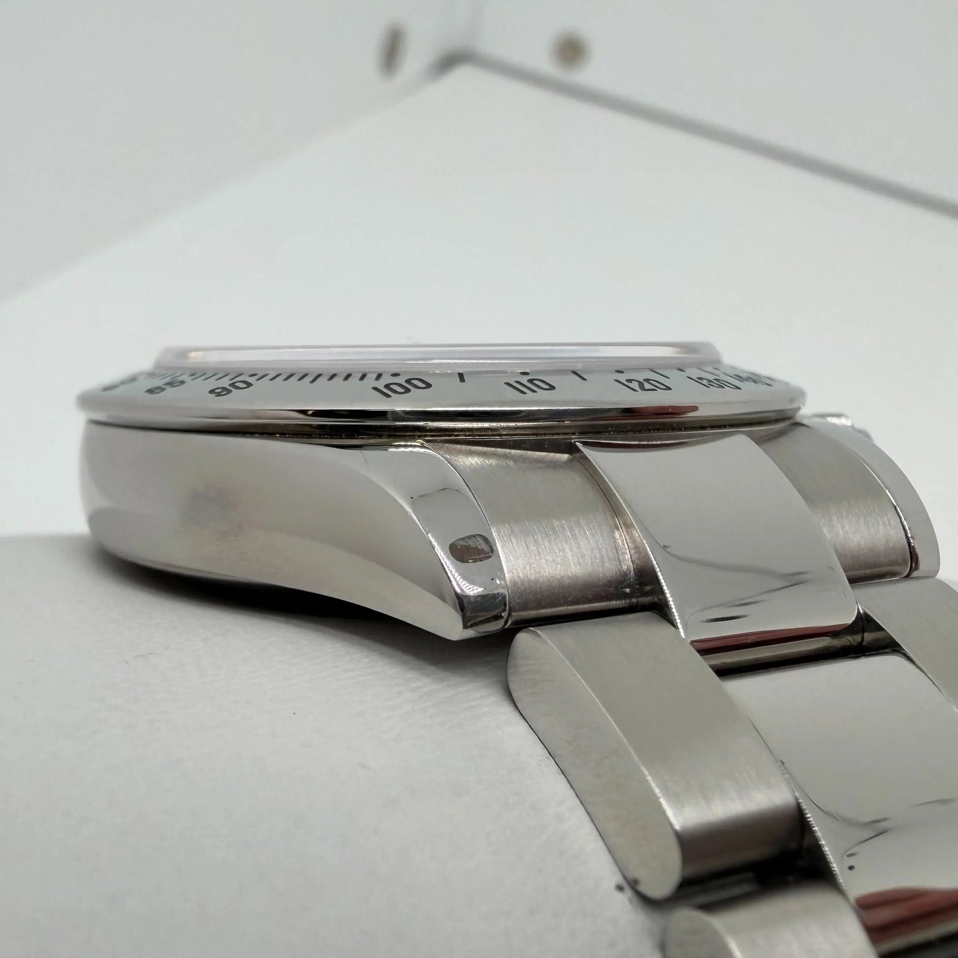 5th image of Rolex Daytona Wristwatch, PreOwned condition