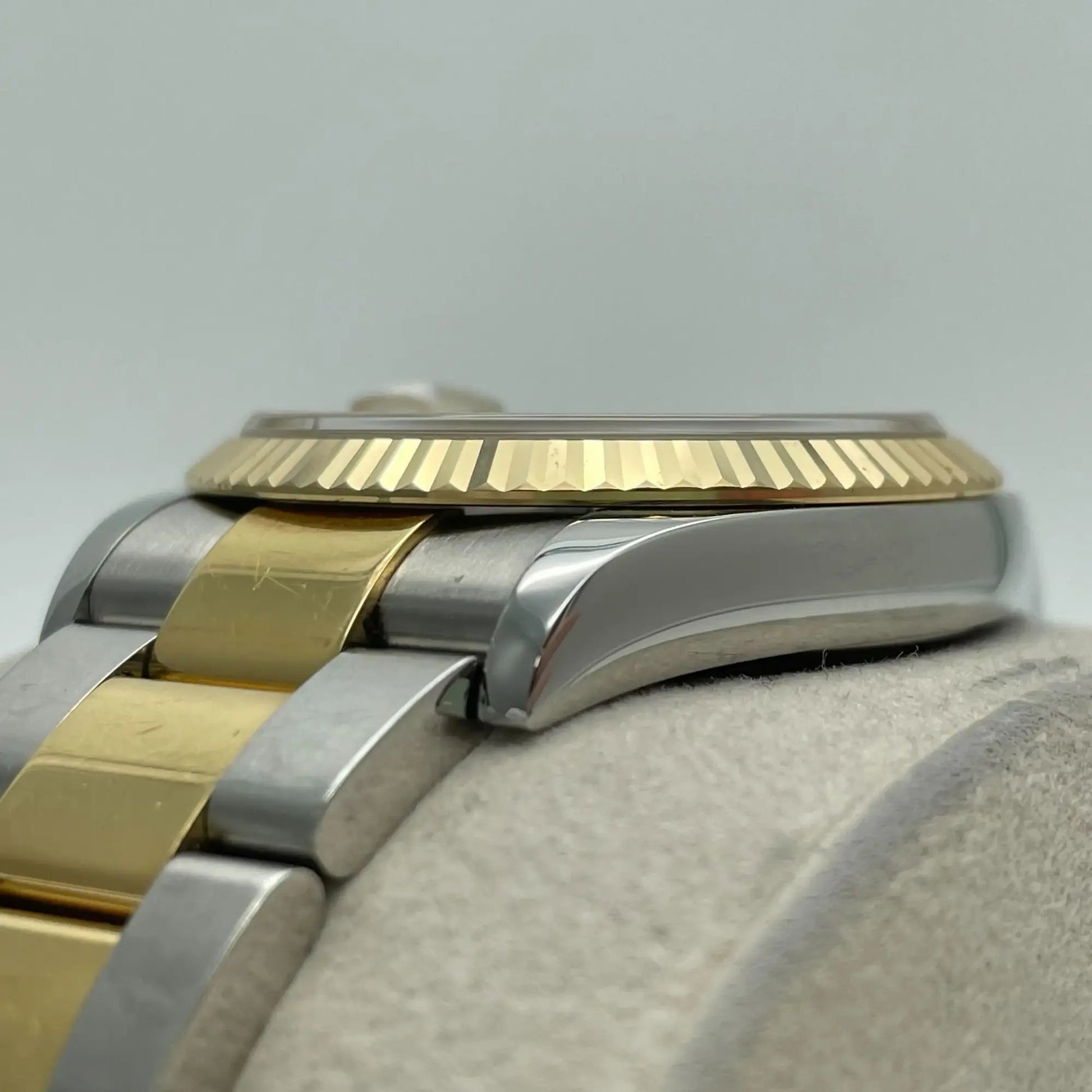 8th image of Rolex Rolex Datejust 126233 Wristwatch, PreOwned condition
