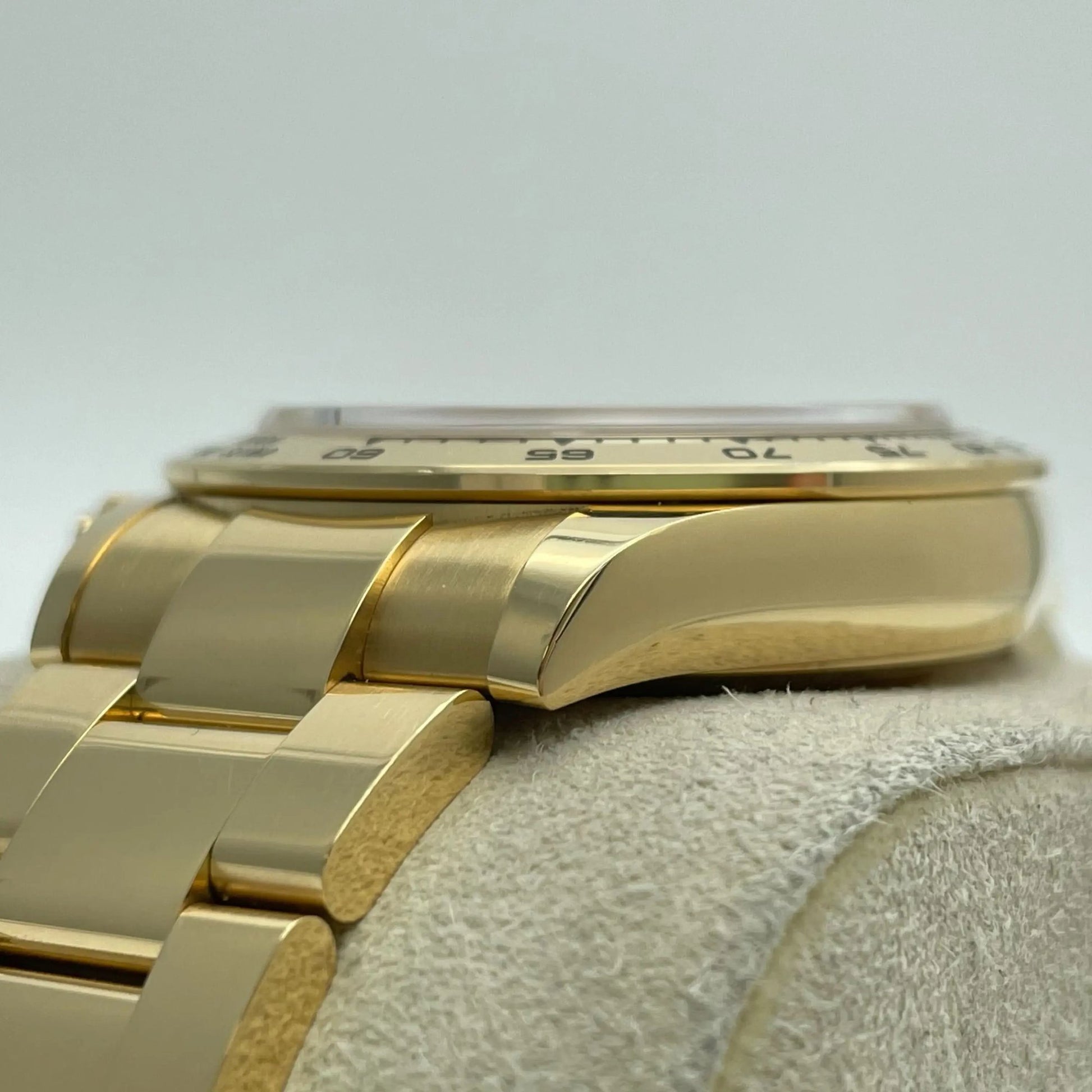 7th image of Rolex Rolex Cosmograph Daytona 116508 Wristwatch, PreOwned condition