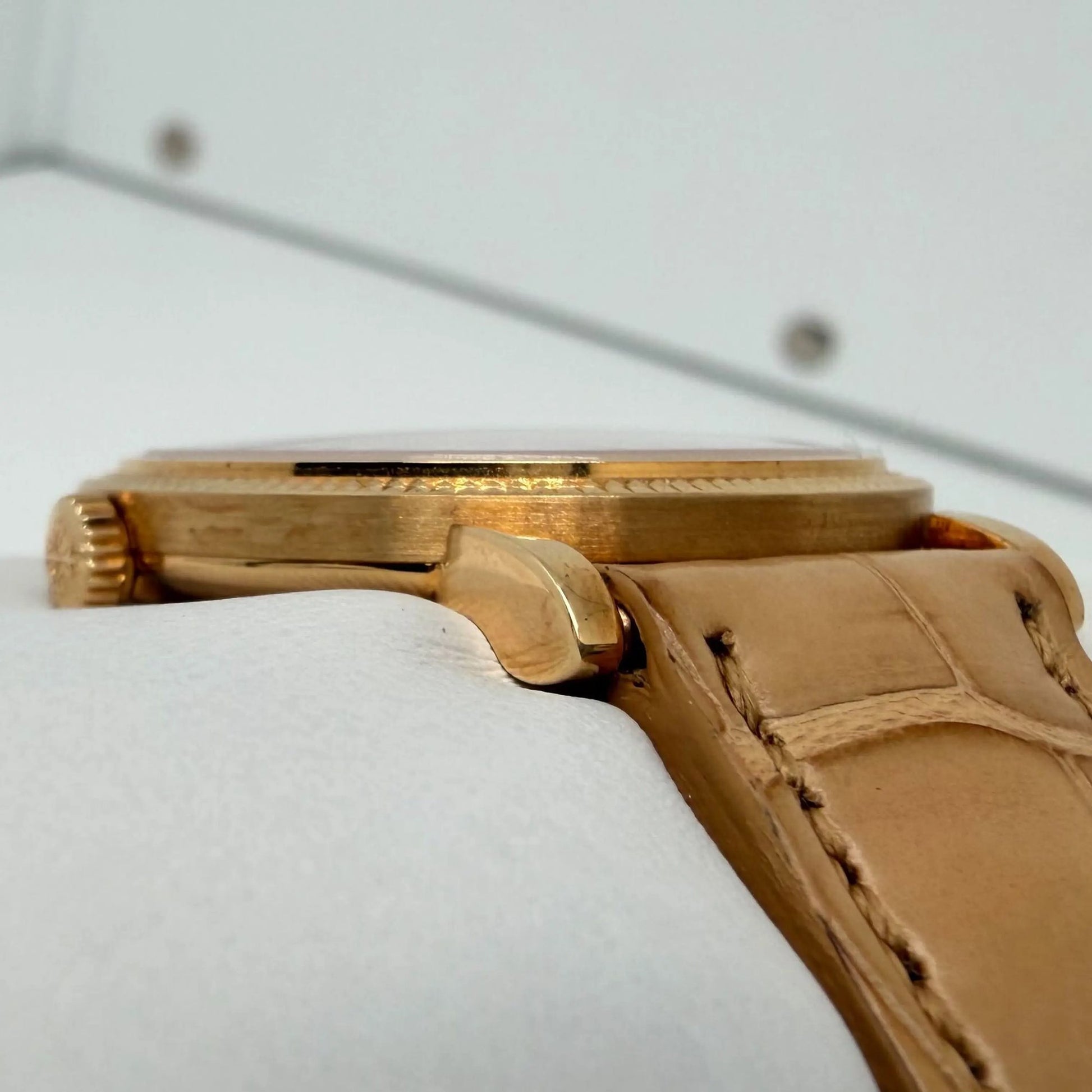 4th image of Patek Philippe Patek Philippe Calatrava Wristwatch, PreOwned condition