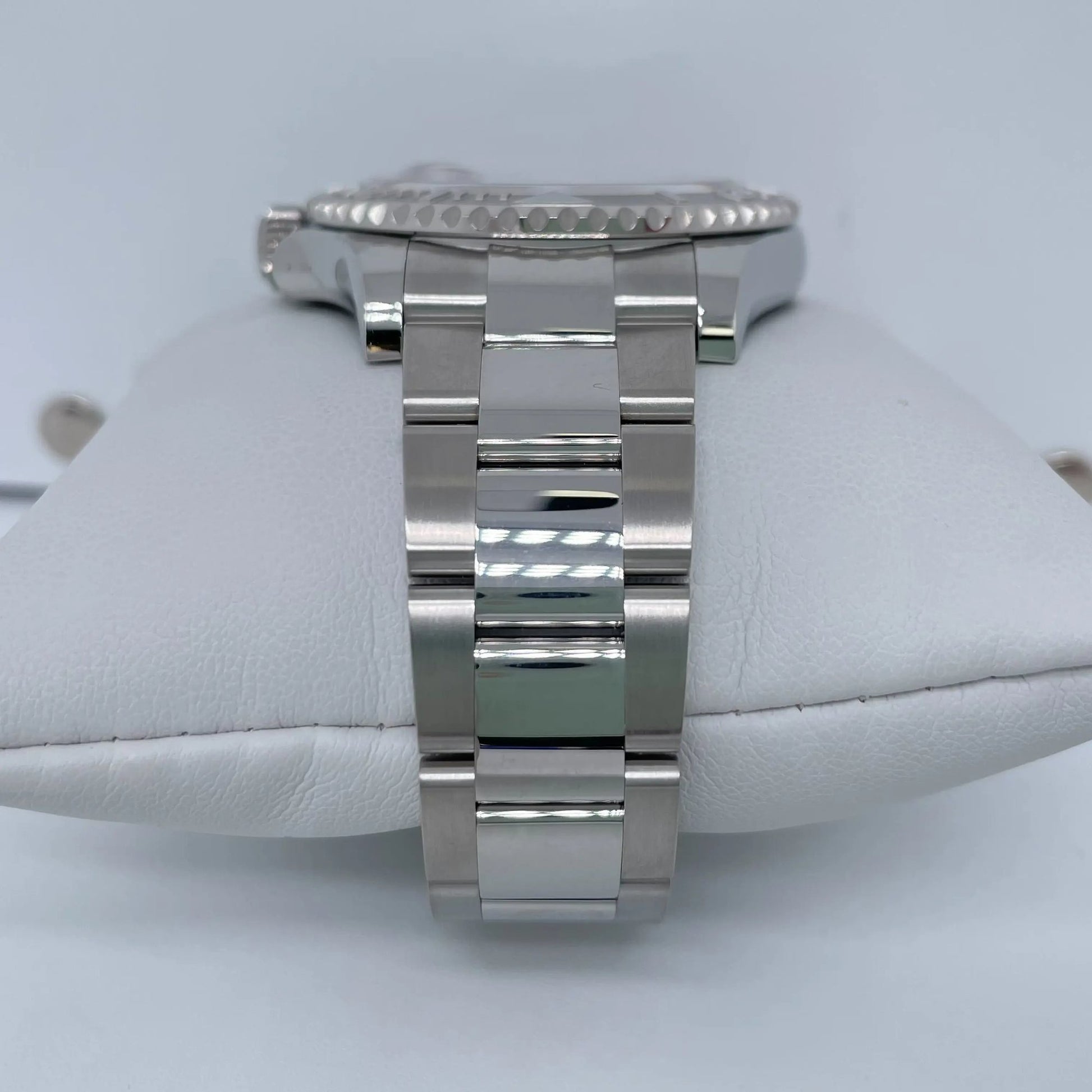 9th image of Rolex Rolex Yacht-Master 126622 Wristwatch, New condition