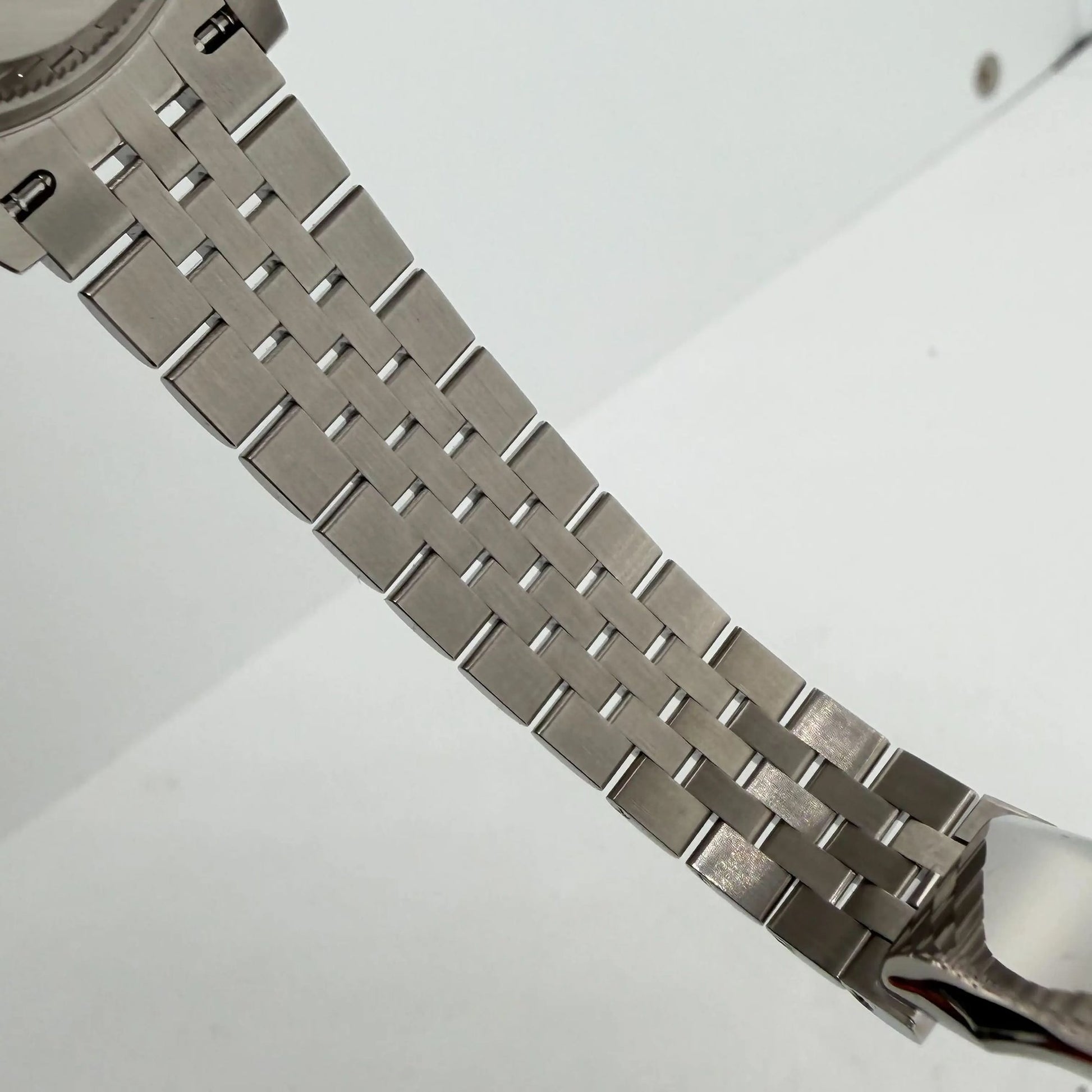 11th image of Rolex Rolex Lady-Datejust 28 Wristwatch, New condition