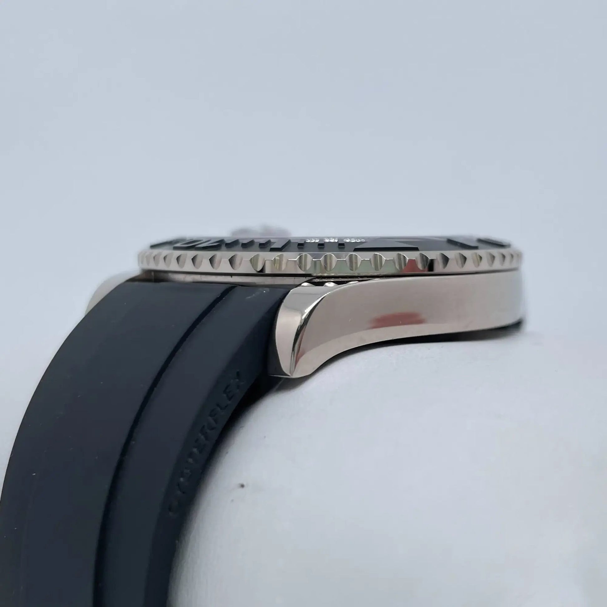 7th image of Rolex Yacht Master Wristwatch, PreOwned condition