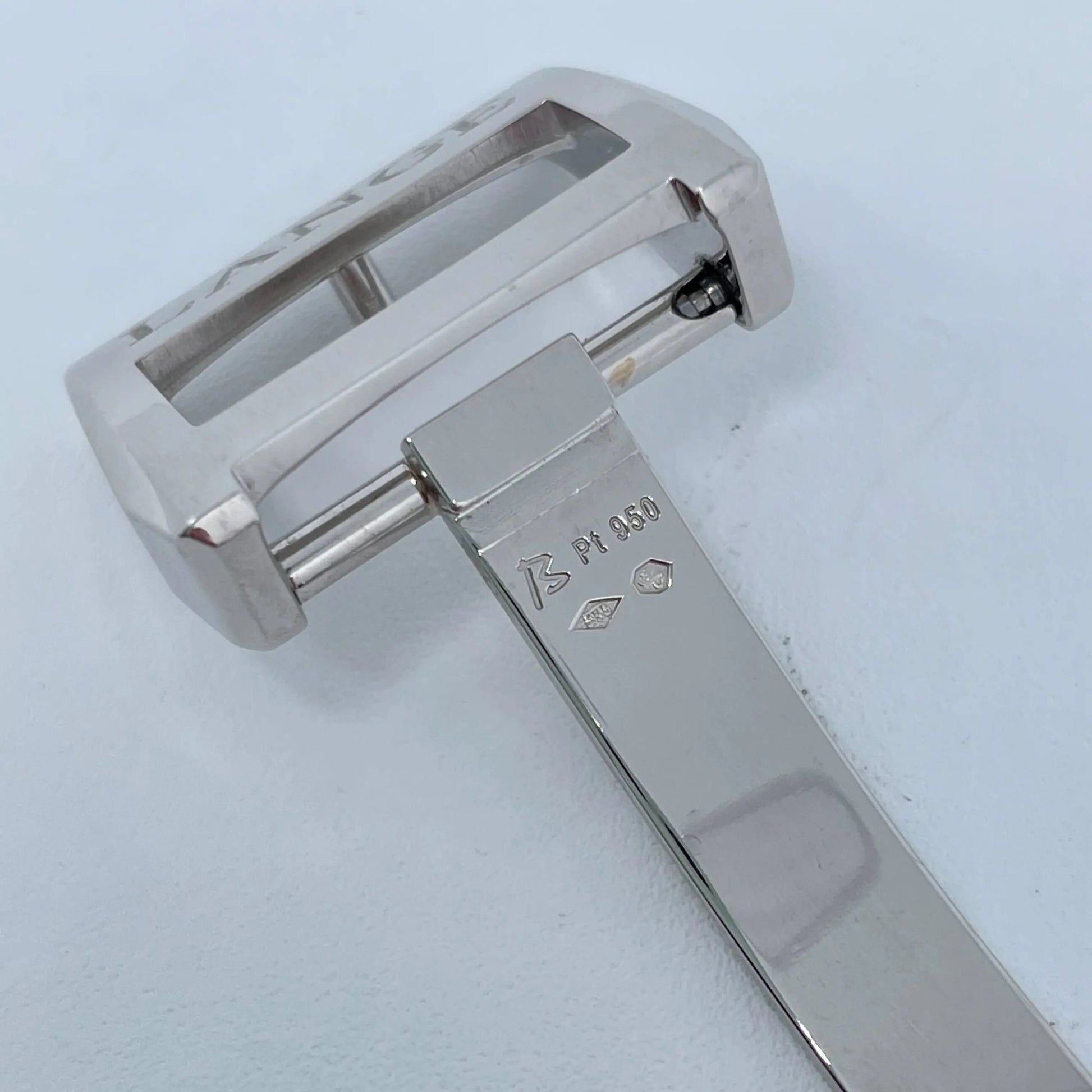 12th image of A. Lange & Söhne 310.025E Wristwatch, PreOwned condition