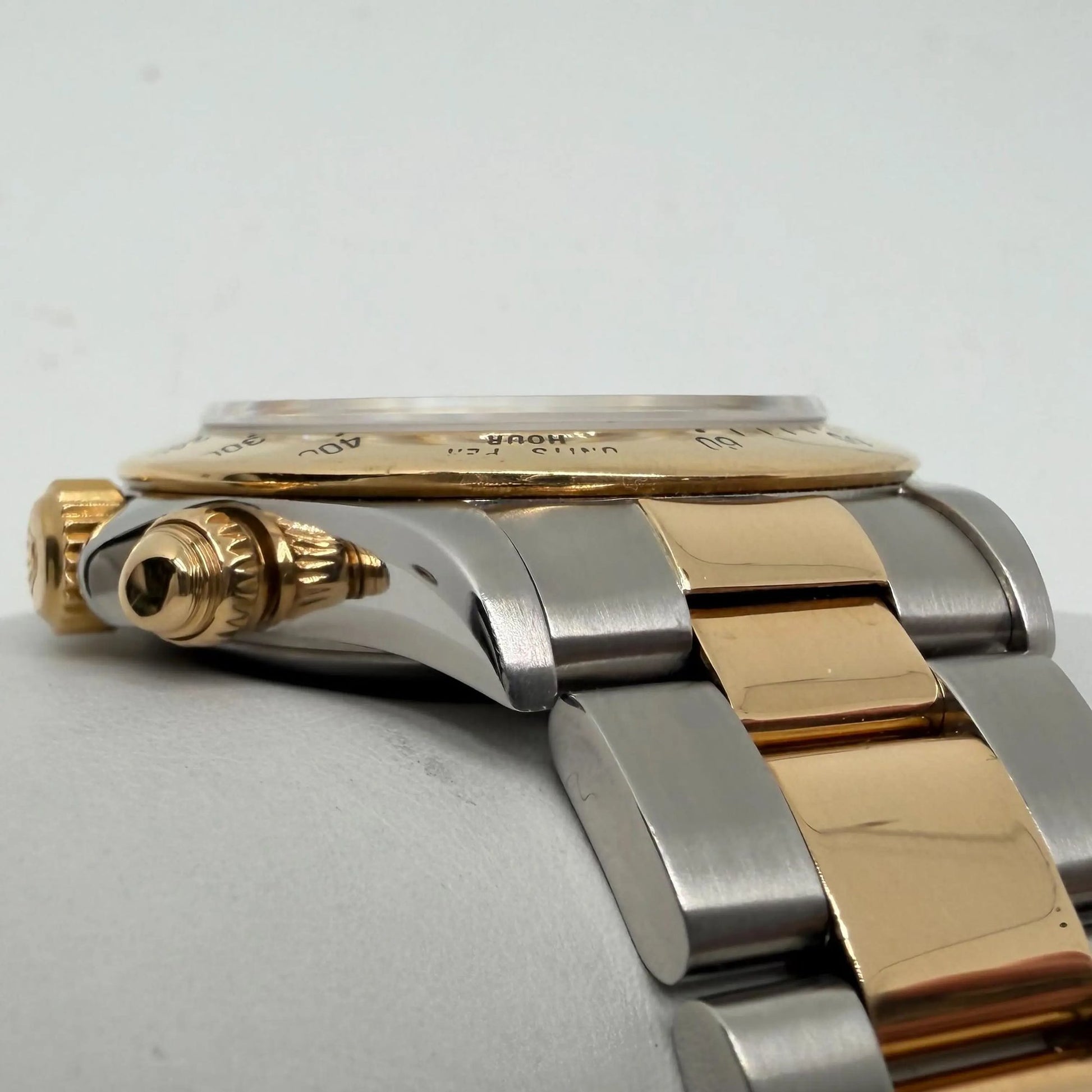 3rd image of Rolex Rolex Daytona 16523 Wristwatch, PreOwned condition