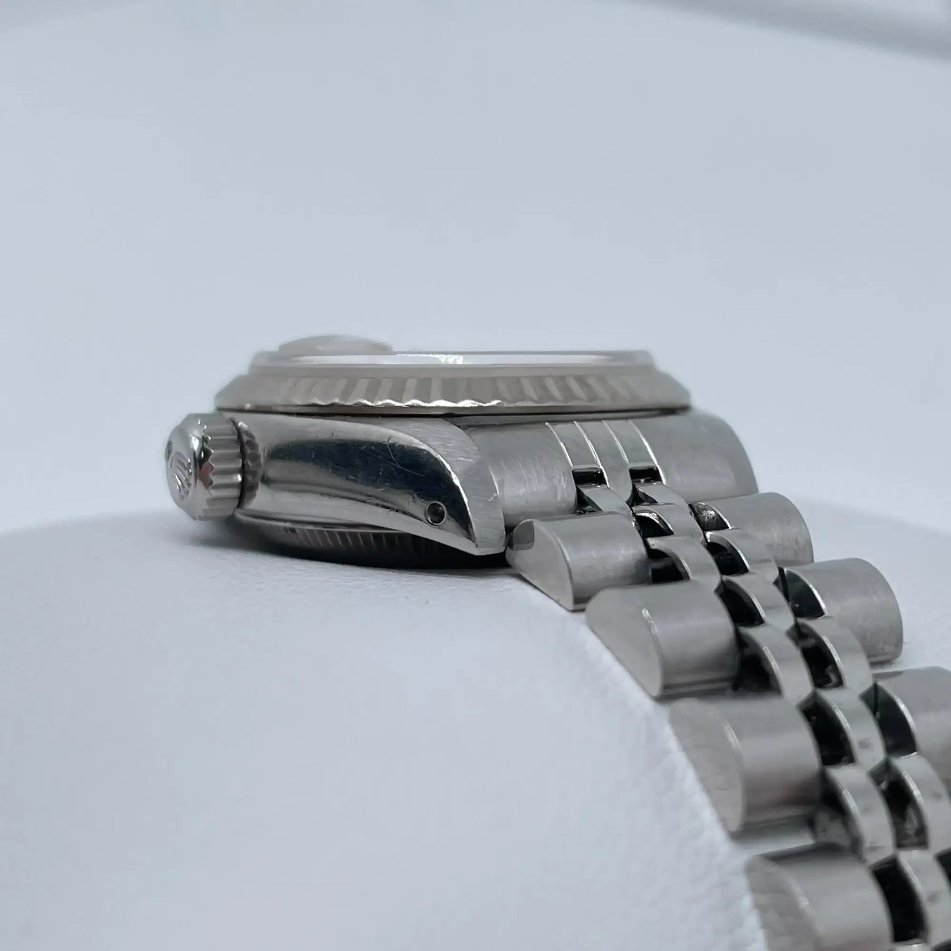 3rd image of Rolex Rolex Datejust 69174 Wristwatch, PreOwned condition