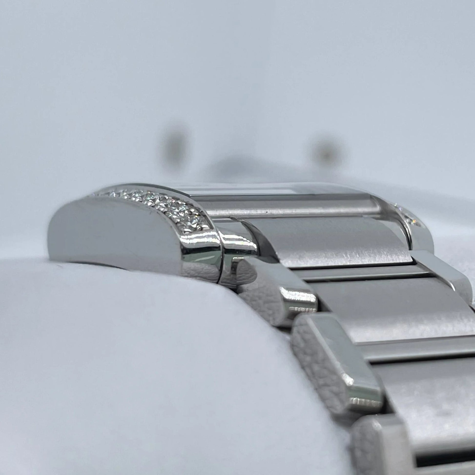 5th image of Cartier  Cartier Tank Francaise Wristwatch, PreOwned condition