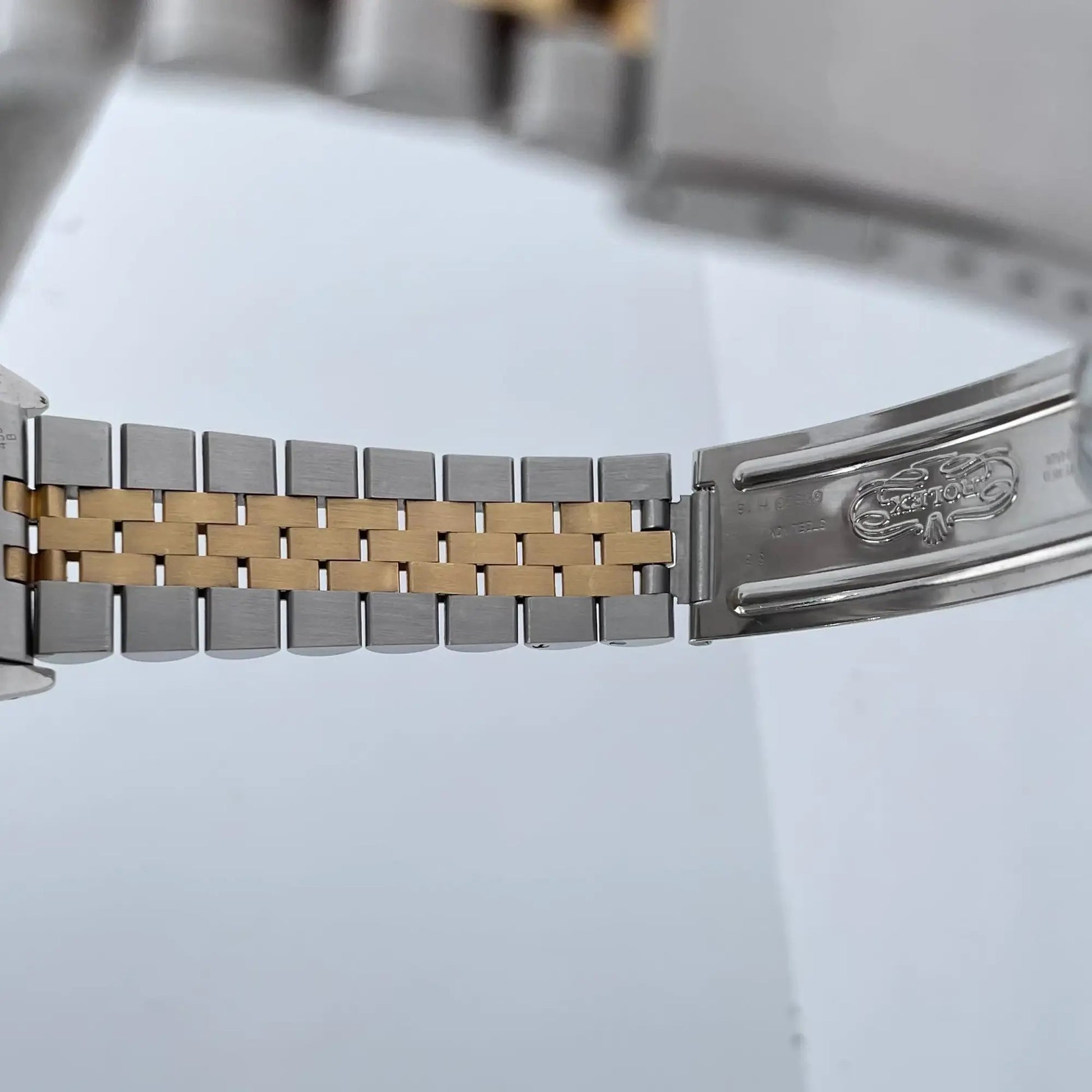 10th image of Rolex Datejust Wristwatch, PreOwned condition