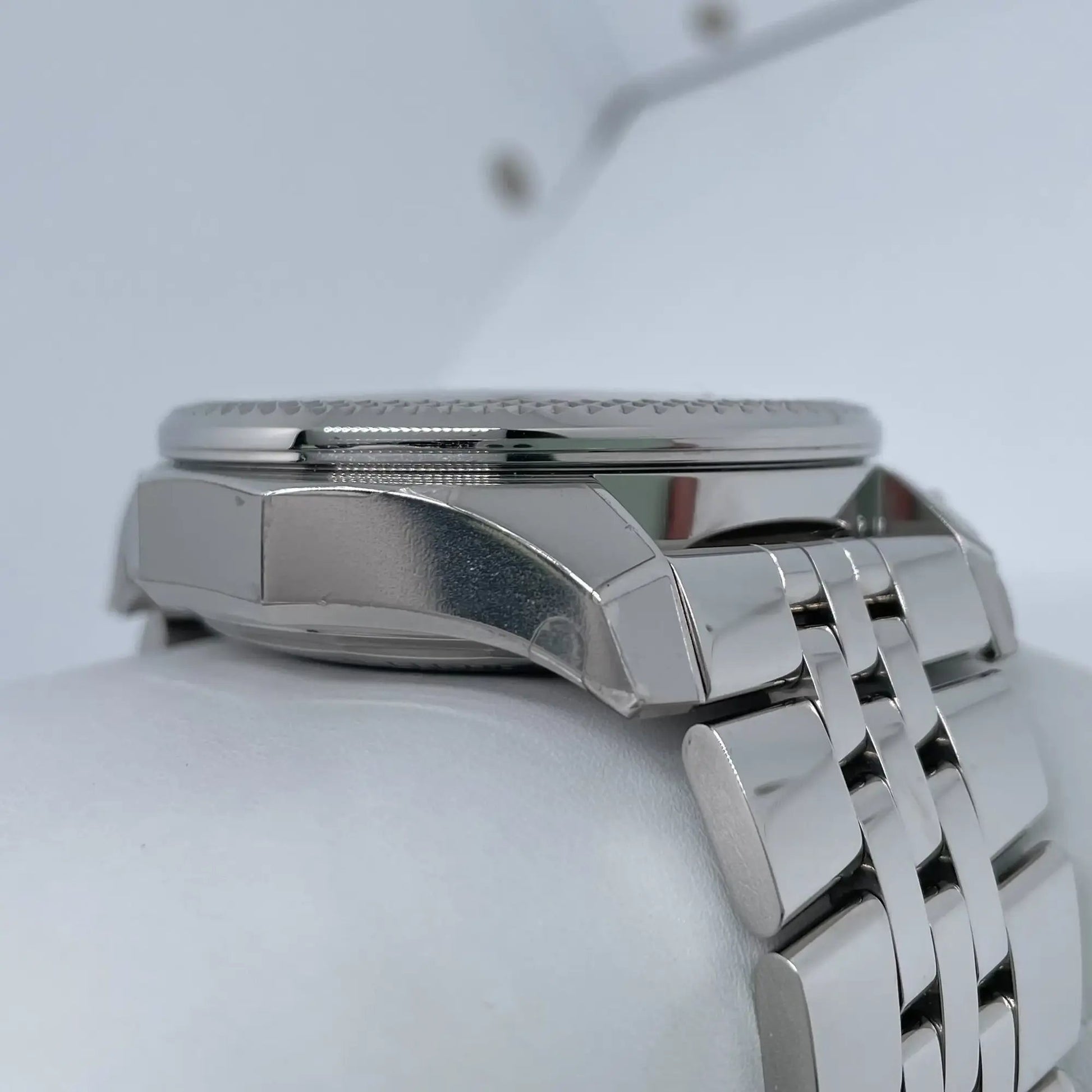 5th image of Breitling Breitling Bentley  Wristwatch, Unworn condition