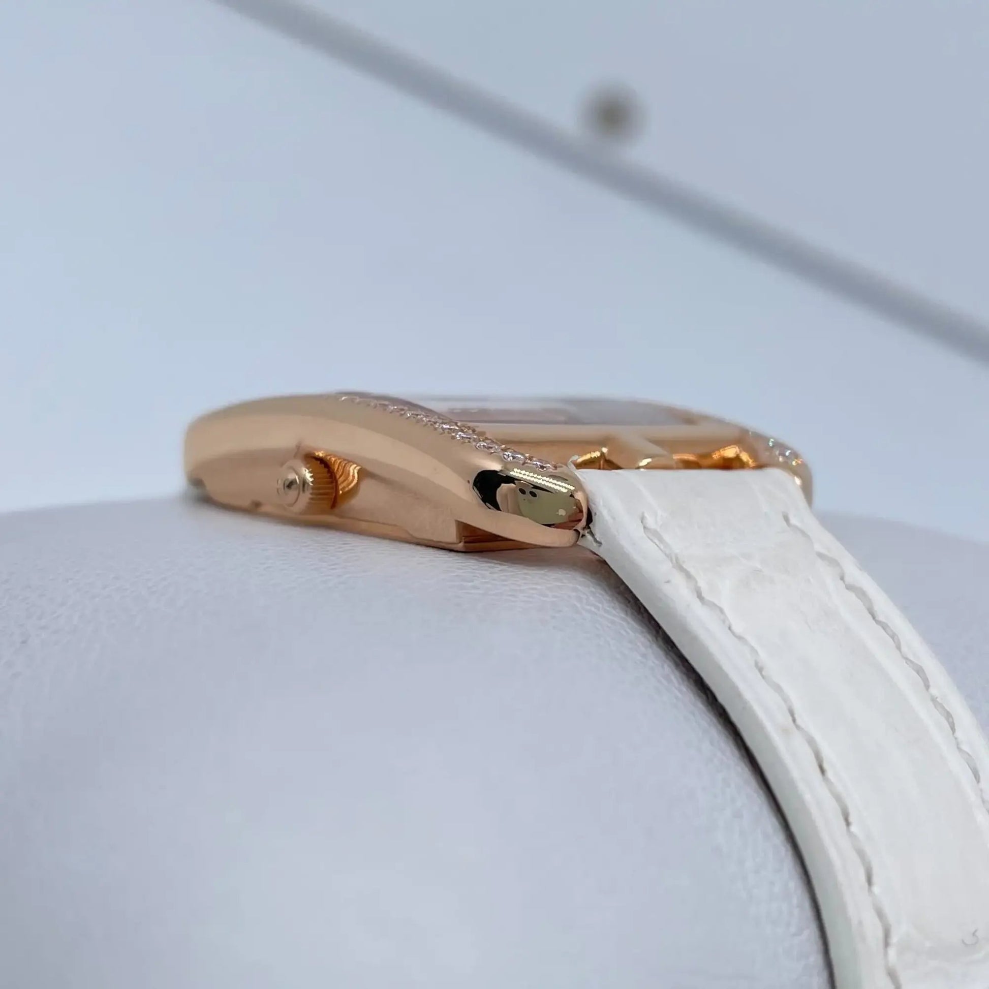 4th image of HERMÈS  Hermes Cape Cod Joaillier Wristwatch, PreOwned condition