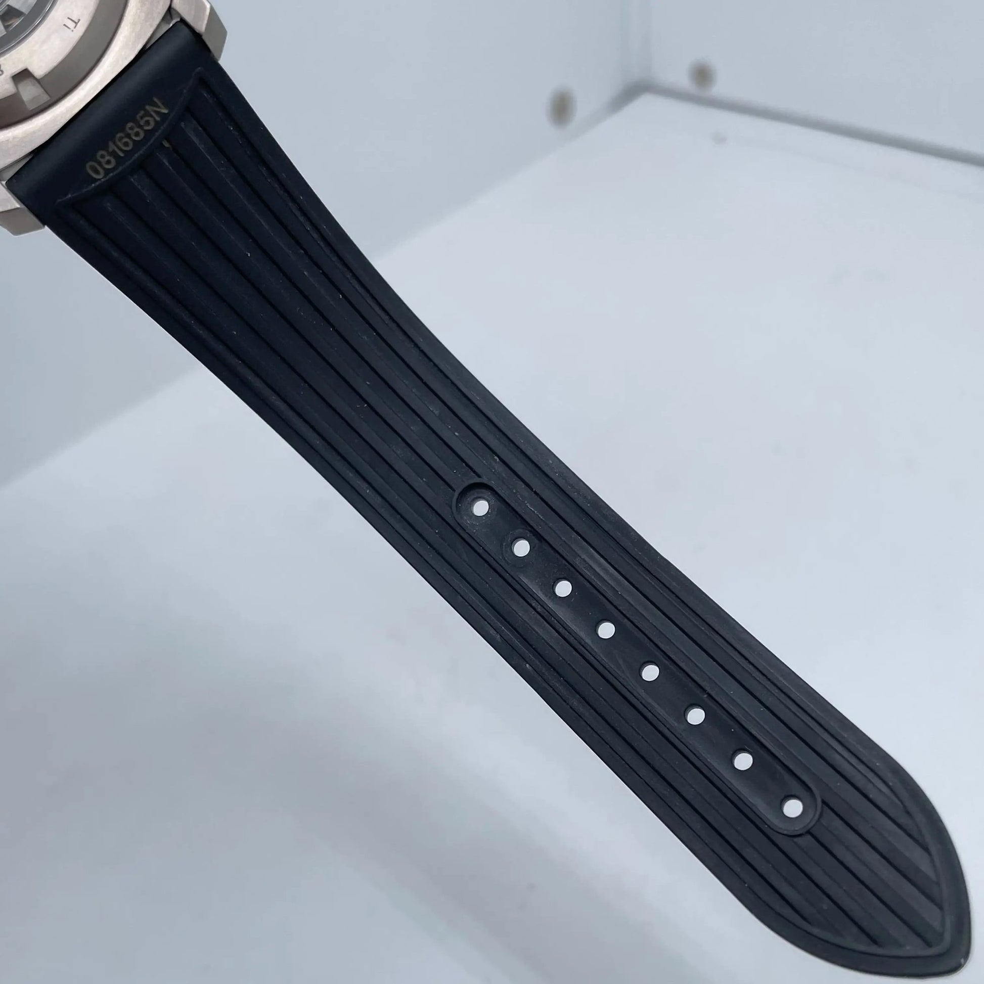 9th image of Vacheron Constantin Quai de l'Ile Wristwatch, PreOwned condition