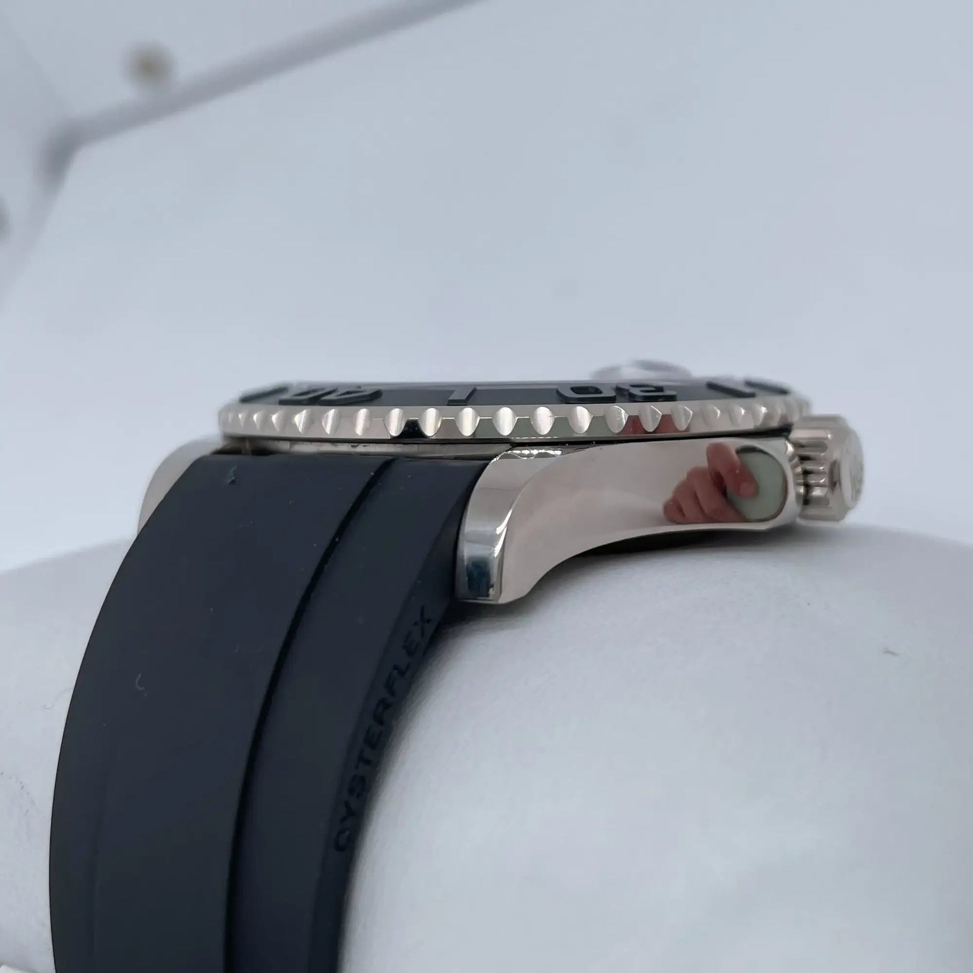 5th image of Rolex Yacht Master Wristwatch, PreOwned condition