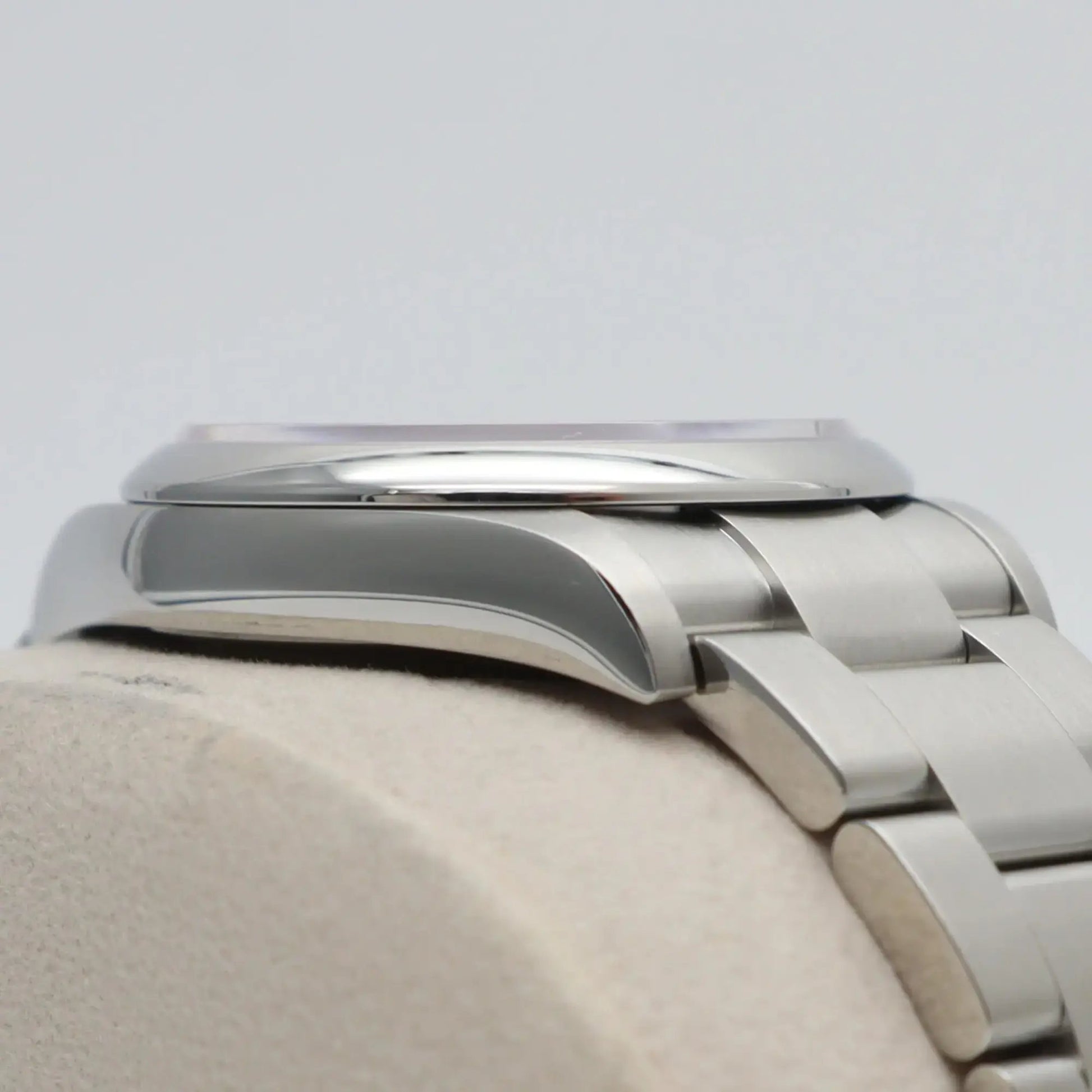 7th image of Rolex Rolex Oyster Perpetual Wristwatch, New condition