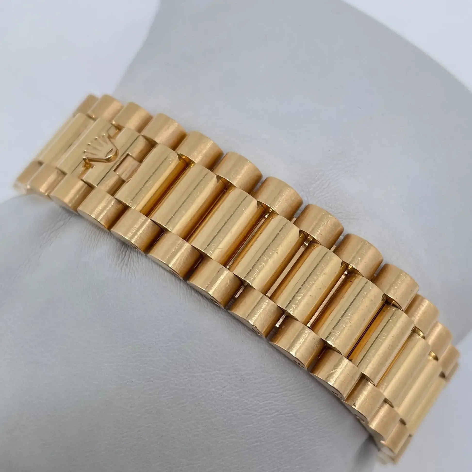 14th image of Rolex Day-Date 36 Wristwatch, PreOwned condition
