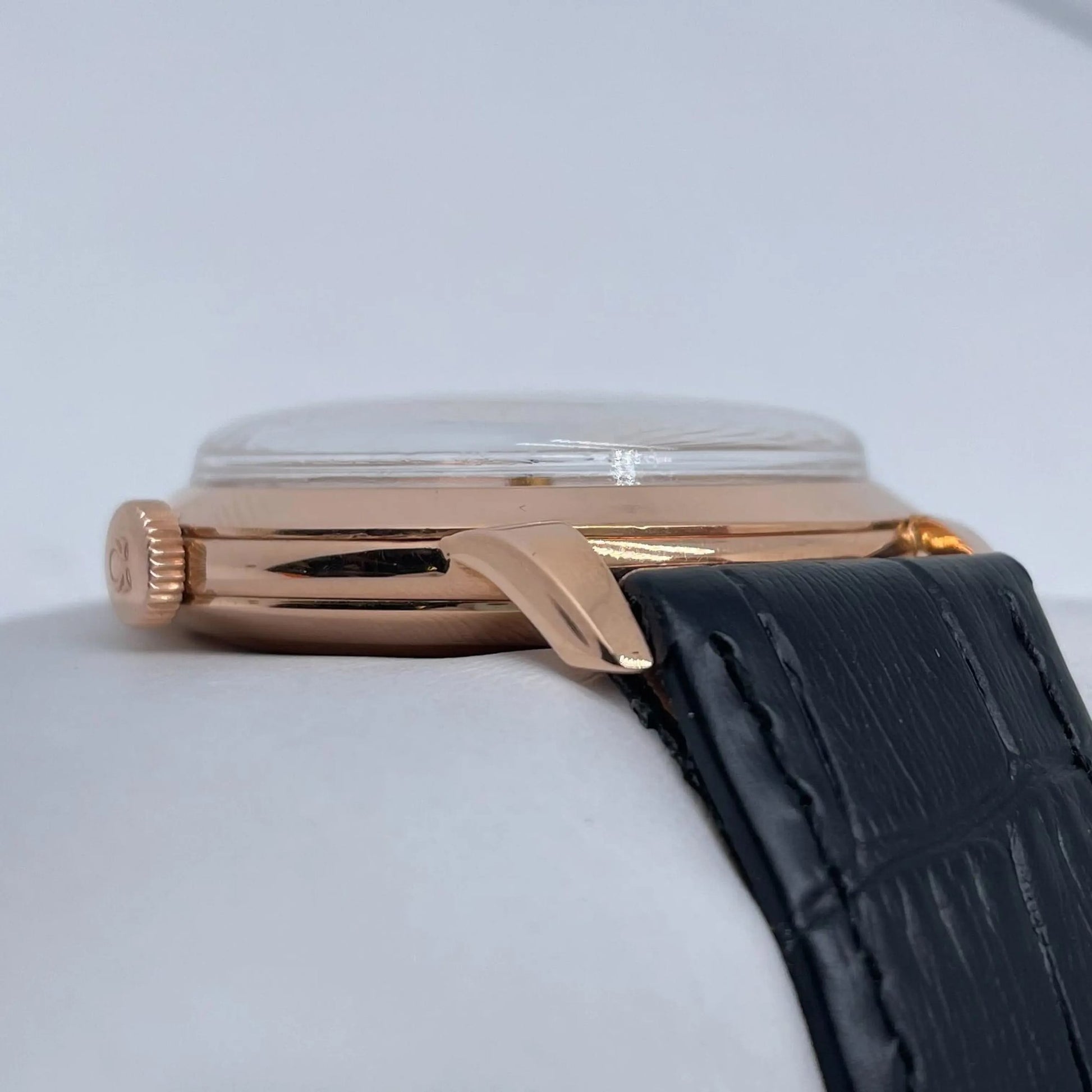 3rd image of OMEGA  Vintage Omega  Wristwatch, PreOwned condition