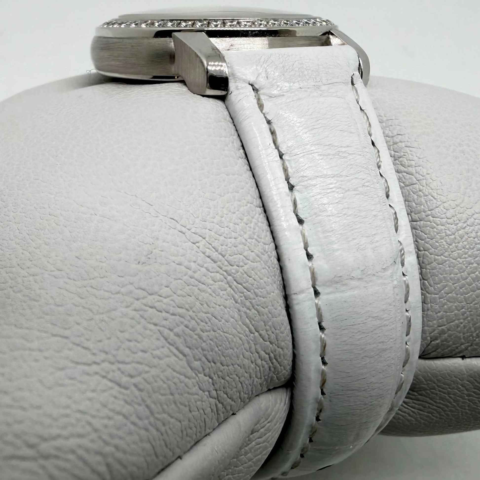 8th image of Audemars Piguet Jules Wristwatch, PreOwned condition