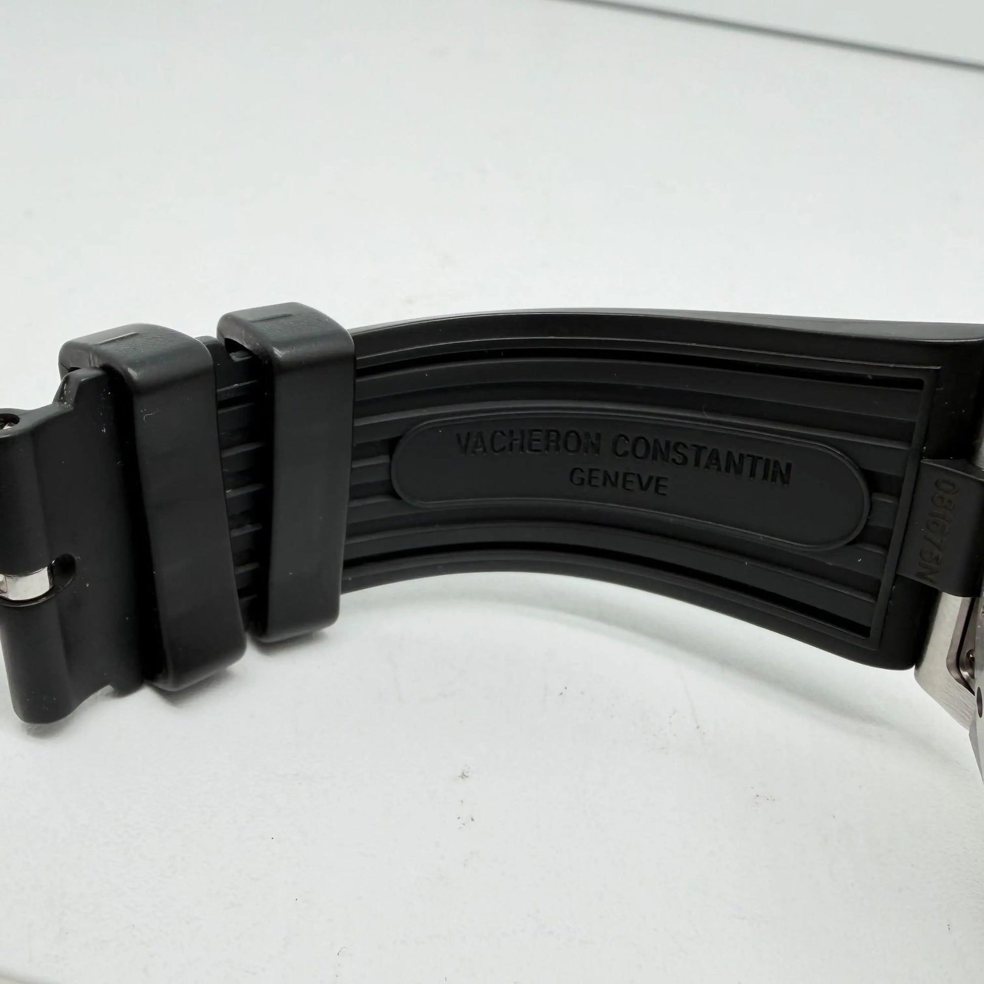 10th image of Vacheron Constantin Overseas Dual Time Wristwatch, PreOwned condition