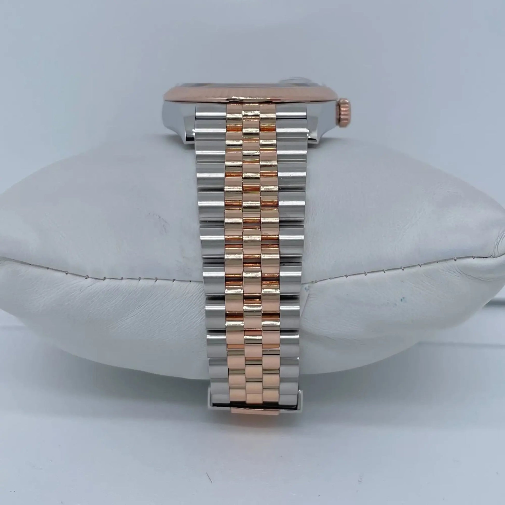 9th image of Rolex Datejust Wristwatch, PreOwned condition