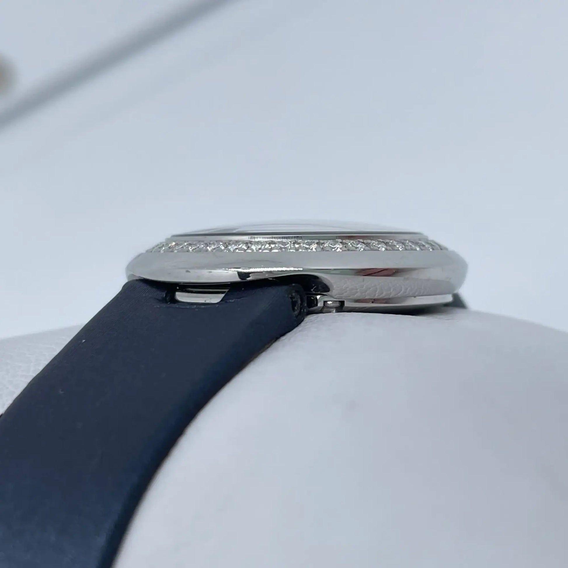 6th image of Cartier W4BL0002 Wristwatch, PreOwned condition
