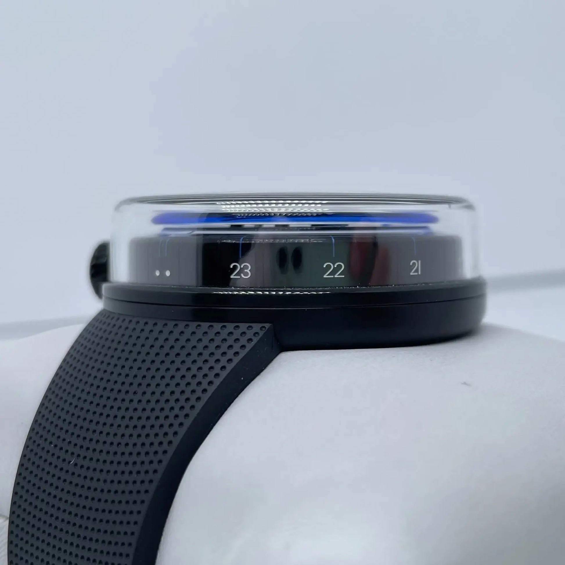 6th image of HYT  HYT H0 Blue Night Wristwatch, New condition