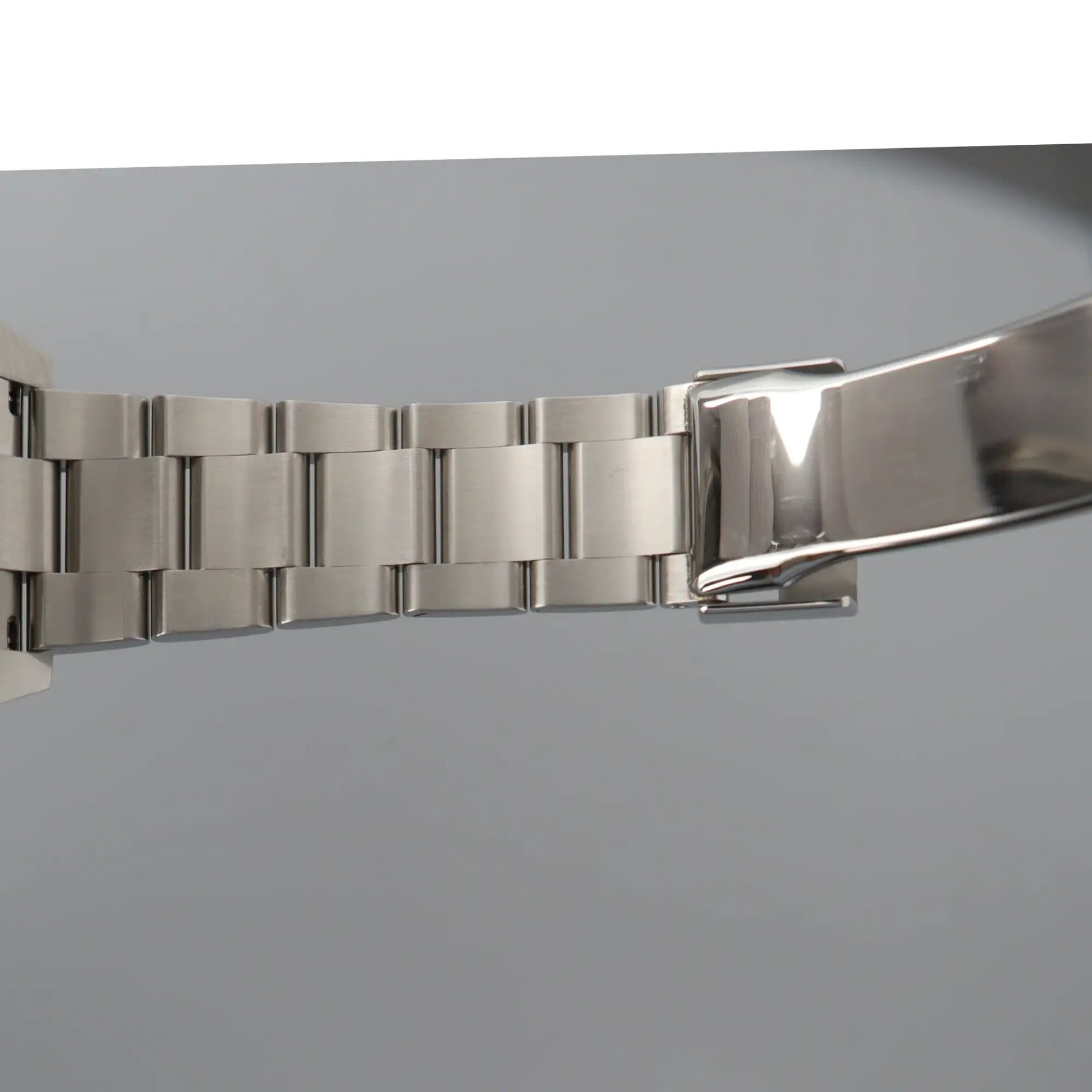 11th image of Rolex Rolex Sea-Dweller 136660 Wristwatch, New condition