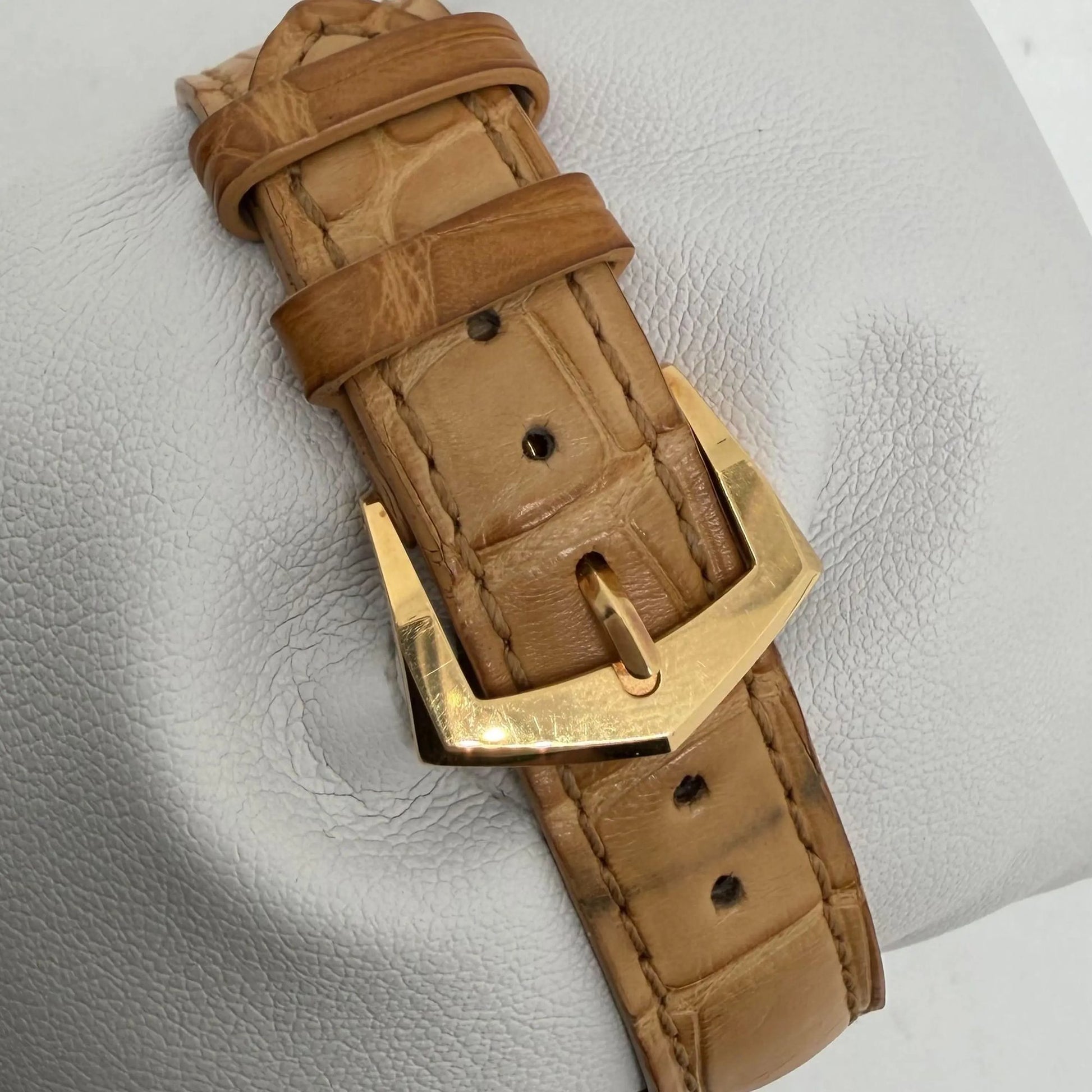 11th image of Patek Philippe Calatrava Wristwatch, PreOwned condition