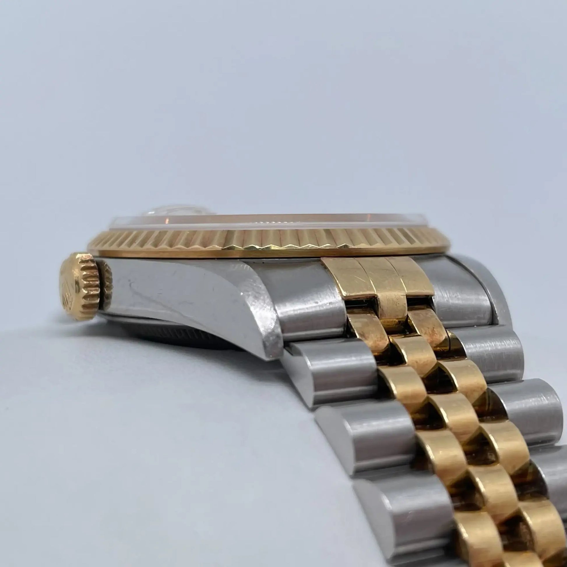 4th image of Rolex Rolex Datejust 16233 Wristwatch, PreOwned condition