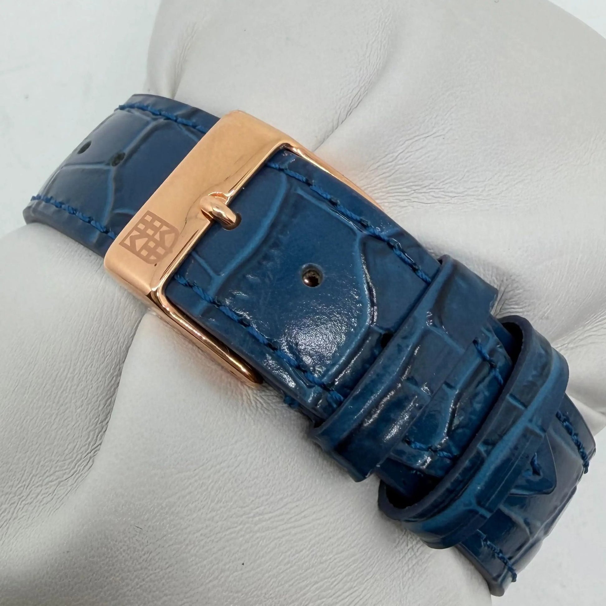 11th image of Frederique Constant Classics  Wristwatch, NewWithDefects condition