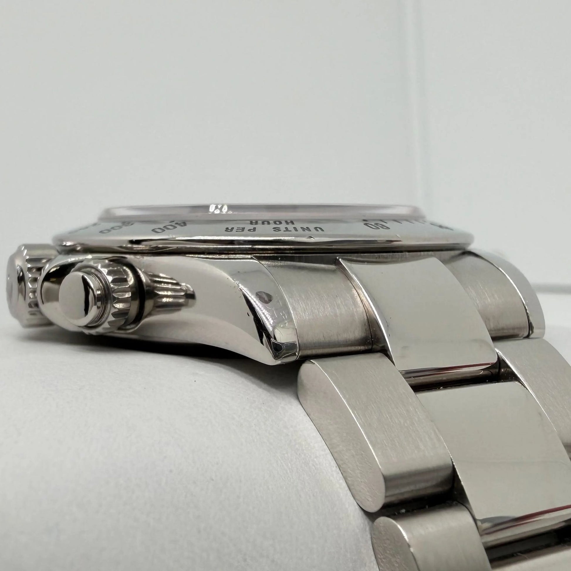 3rd image of Rolex Cosmograph Daytona Wristwatch, PreOwned condition