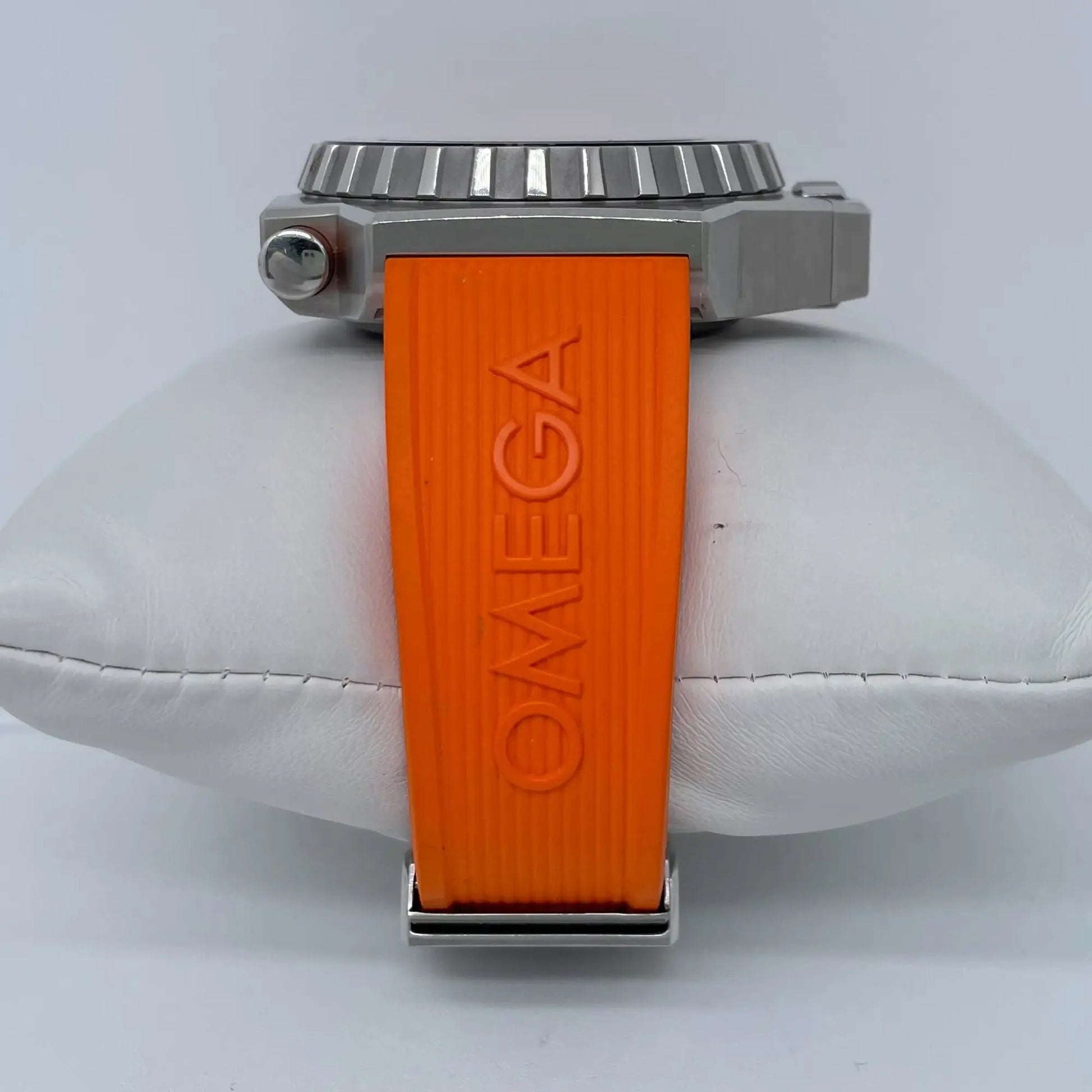 8th image of OMEGA Ploprof  Wristwatch, PreOwned condition