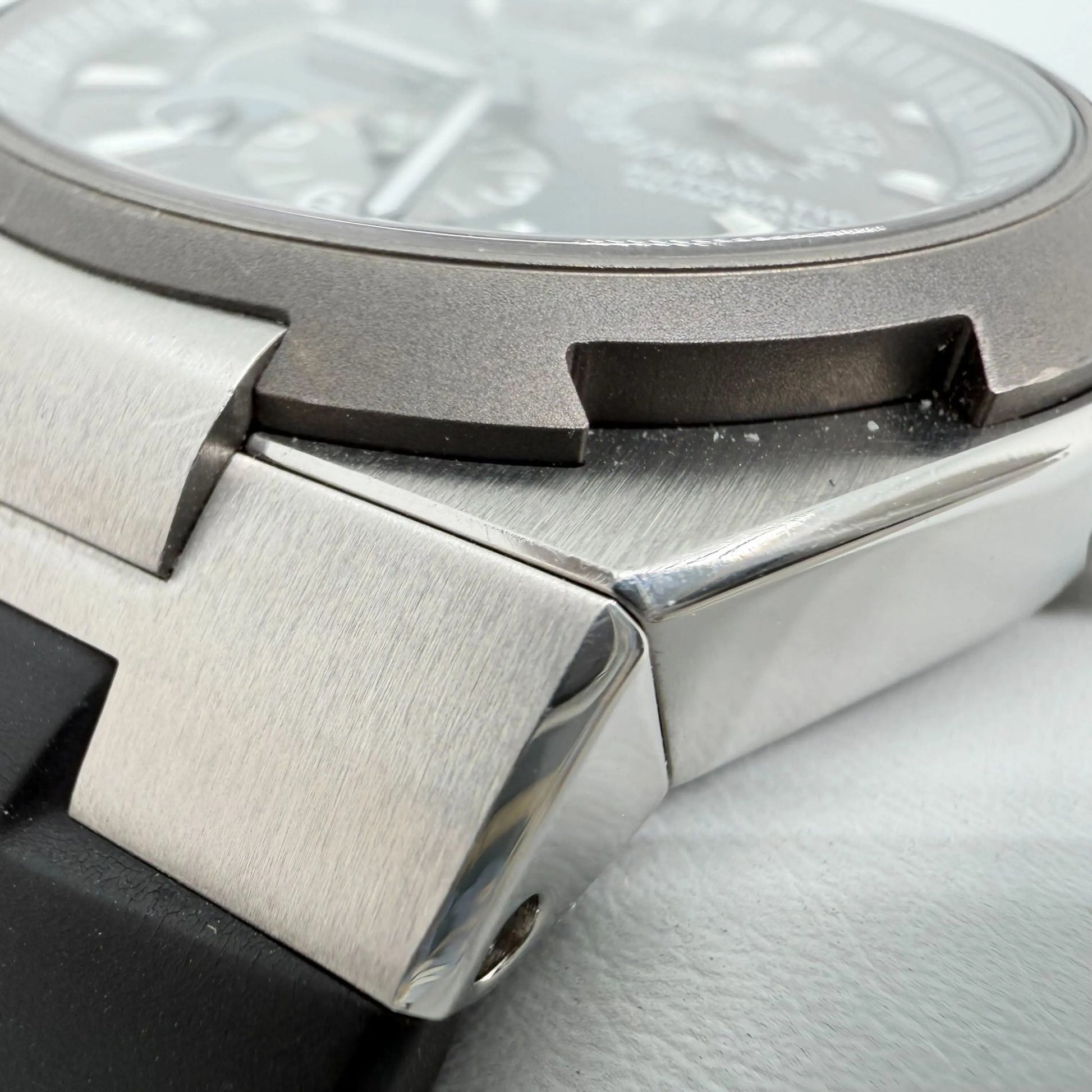 7th image of Vacheron Constantin Overseas Dual Time Wristwatch, PreOwned condition