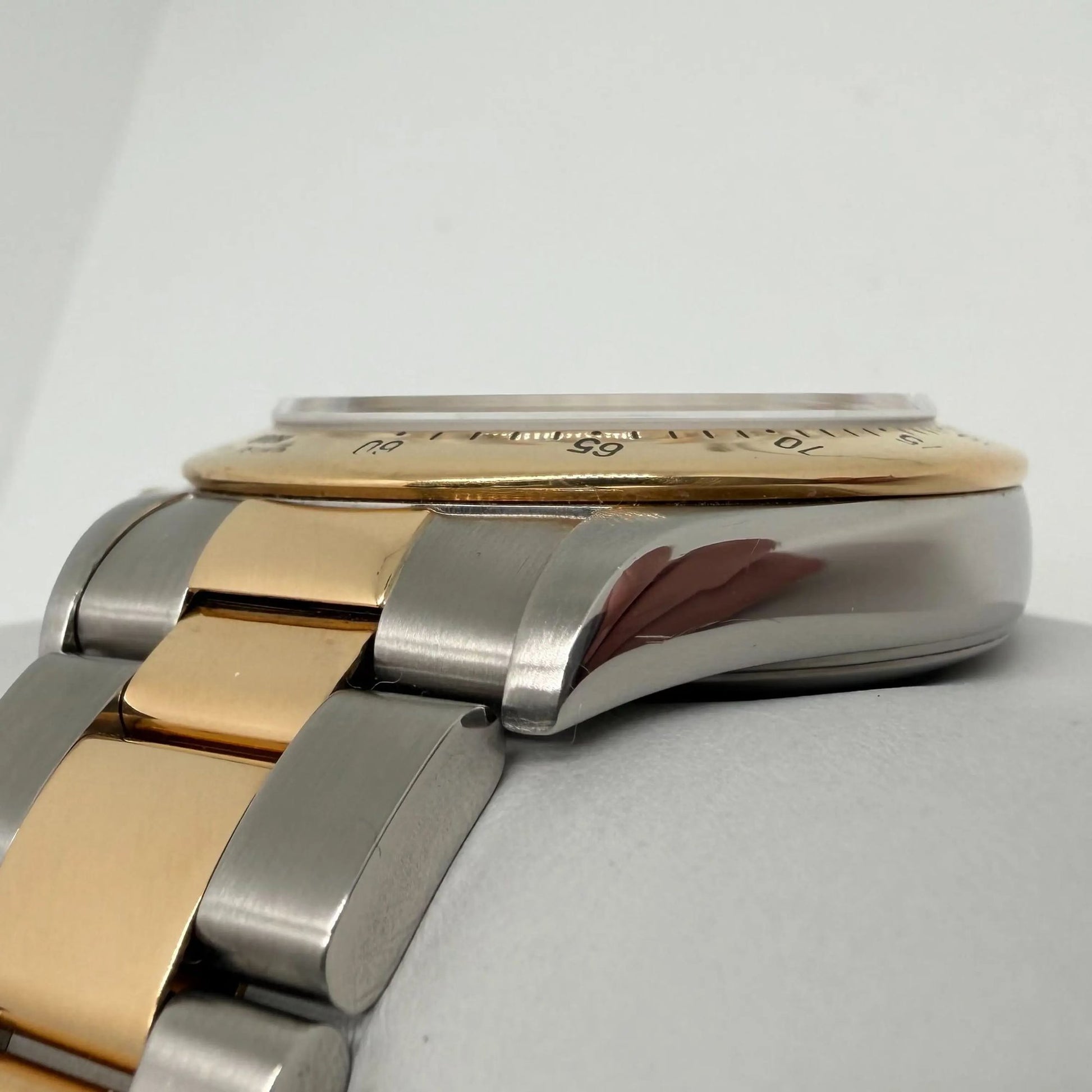 6th image of Rolex Rolex Daytona 16523 Wristwatch, PreOwned condition