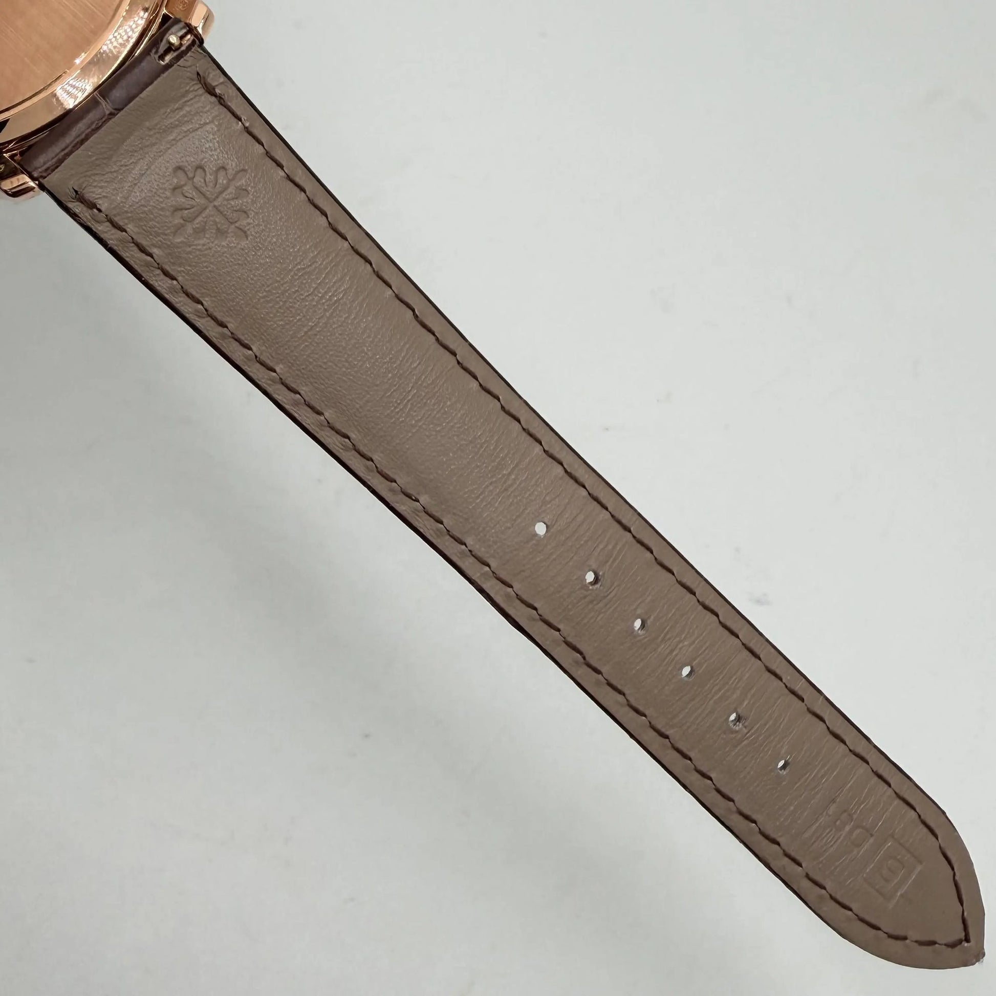 9th image of Patek Philippe Patek Philippe Calatrava Wristwatch, PreOwned condition