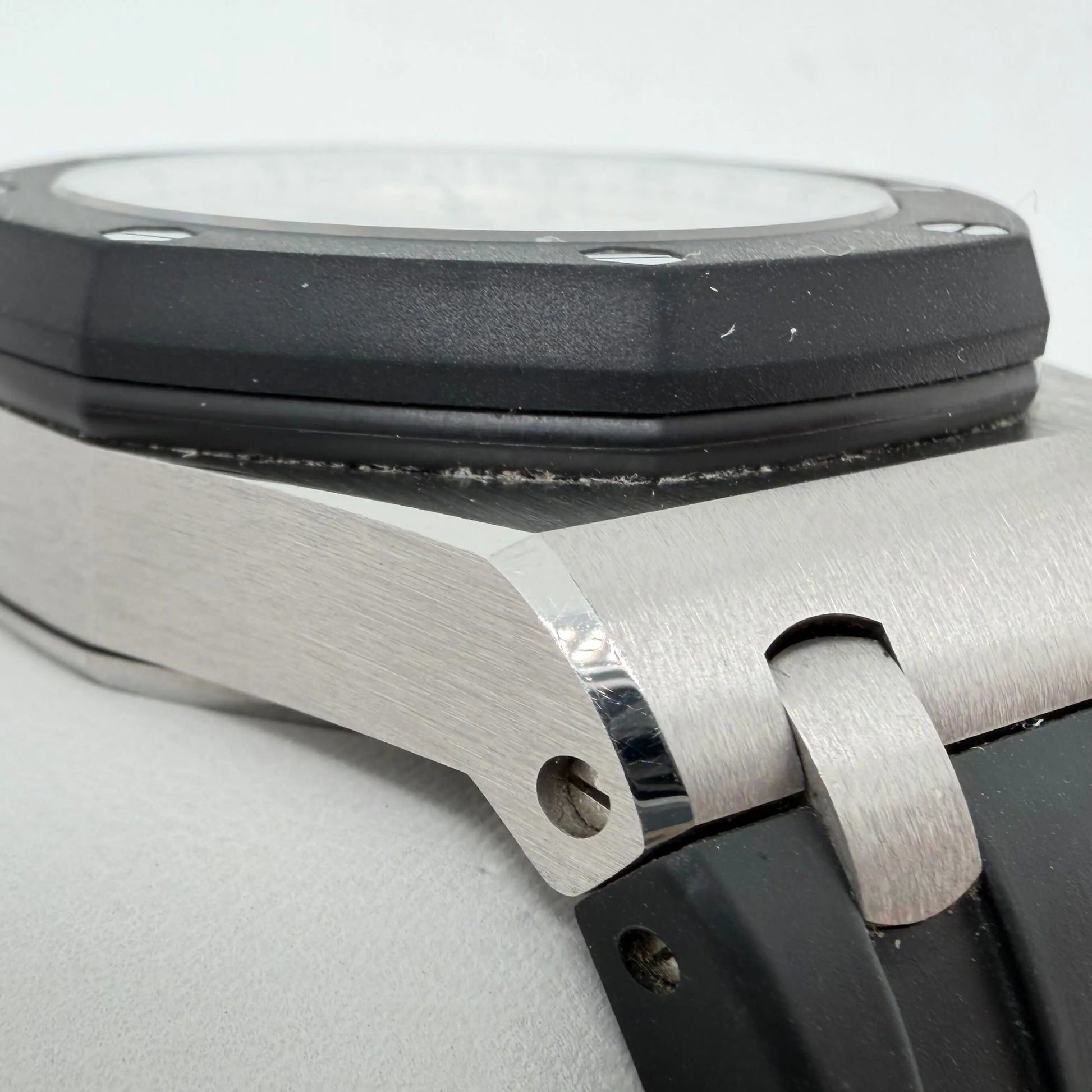 6th image of Audemars Piguet Audemars Piguet Royal Oak Offshore Wristwatch, PreOwned condition