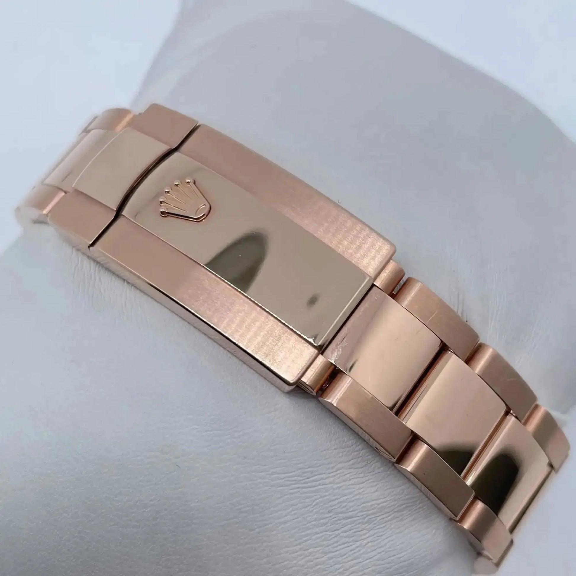 9th image of Rolex Rolex Sky-Dweller 326935 Wristwatch, PreOwned condition