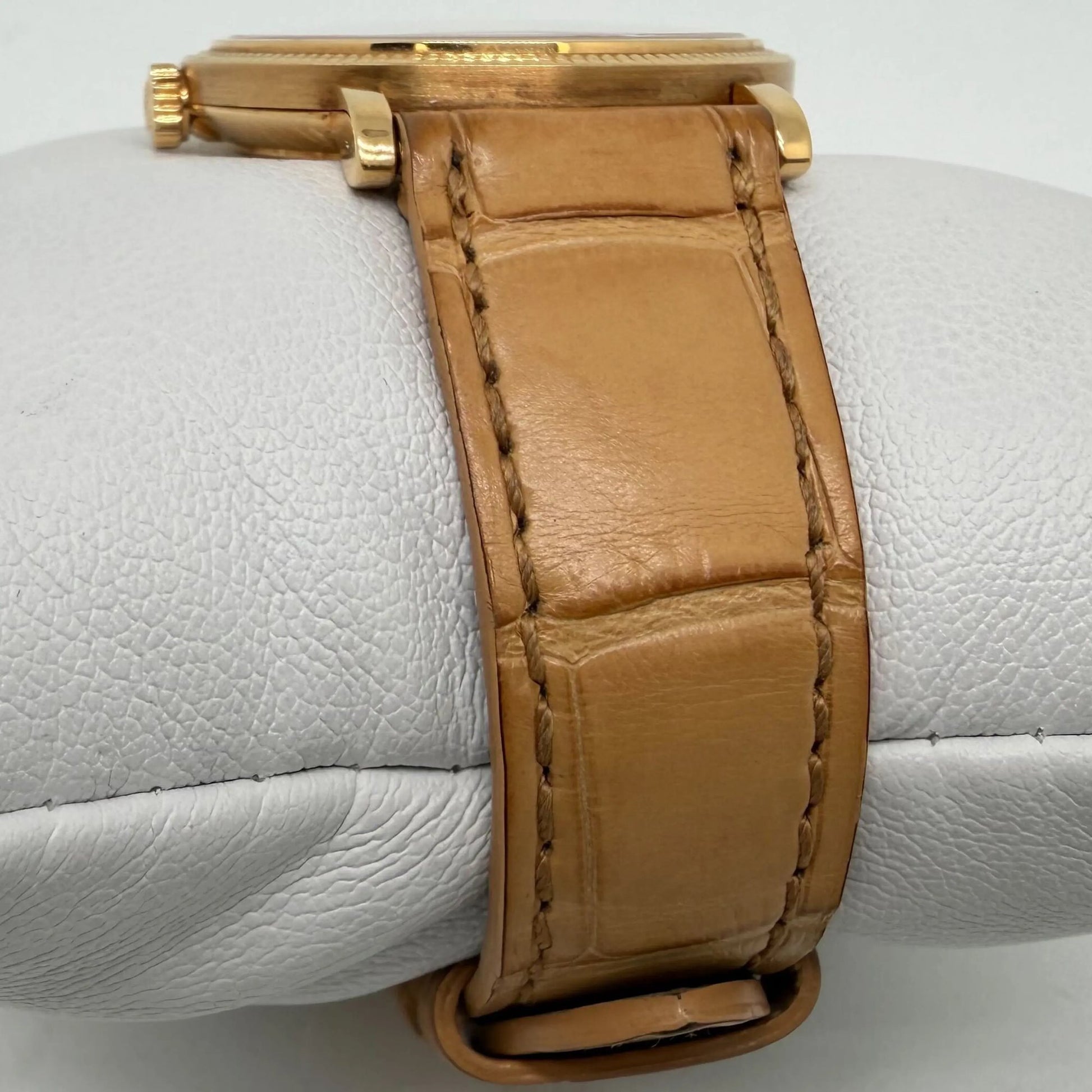 7th image of Patek Philippe Calatrava Wristwatch, PreOwned condition