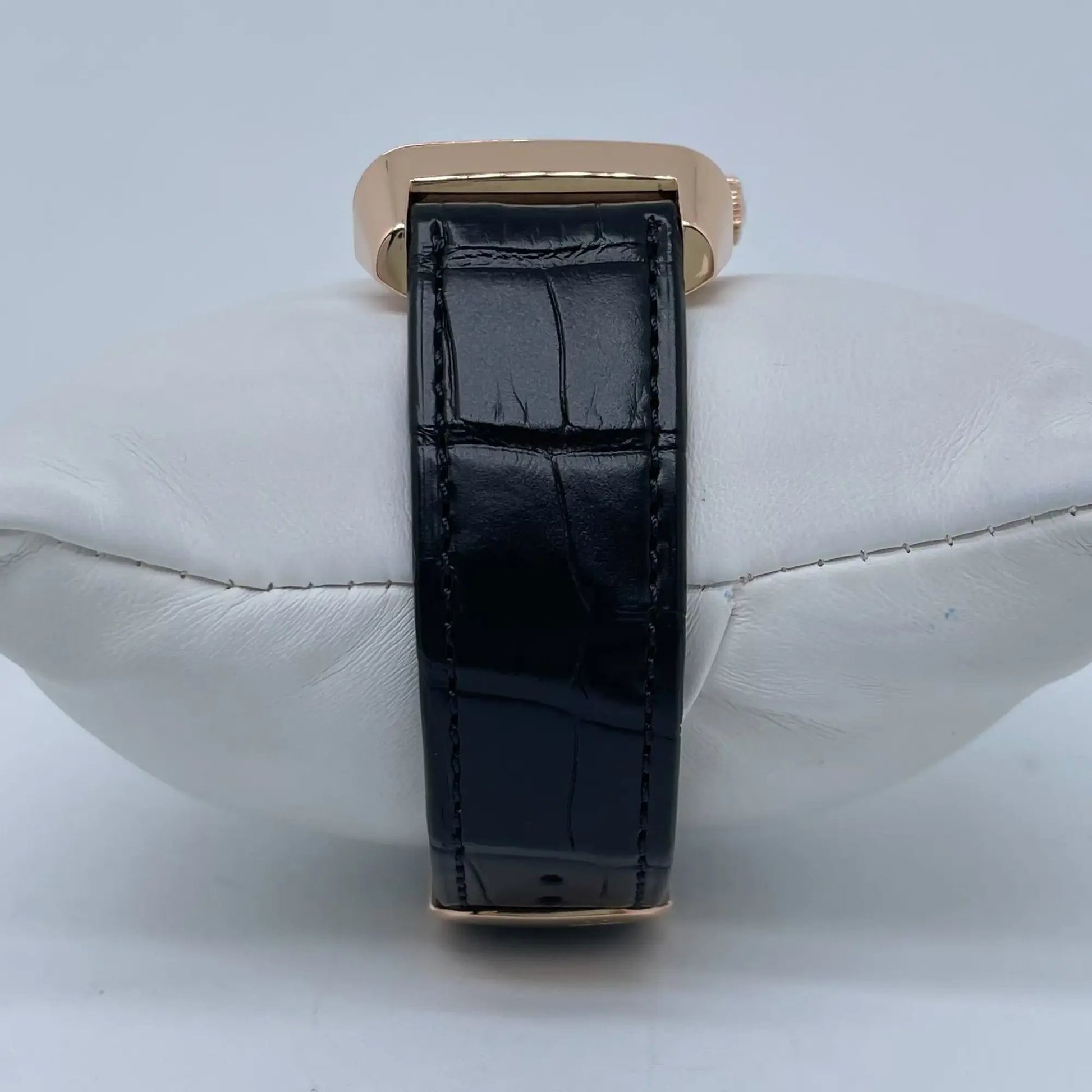 9th image of Jaeger-LeCoultre Reverso  Wristwatch, PreOwned condition