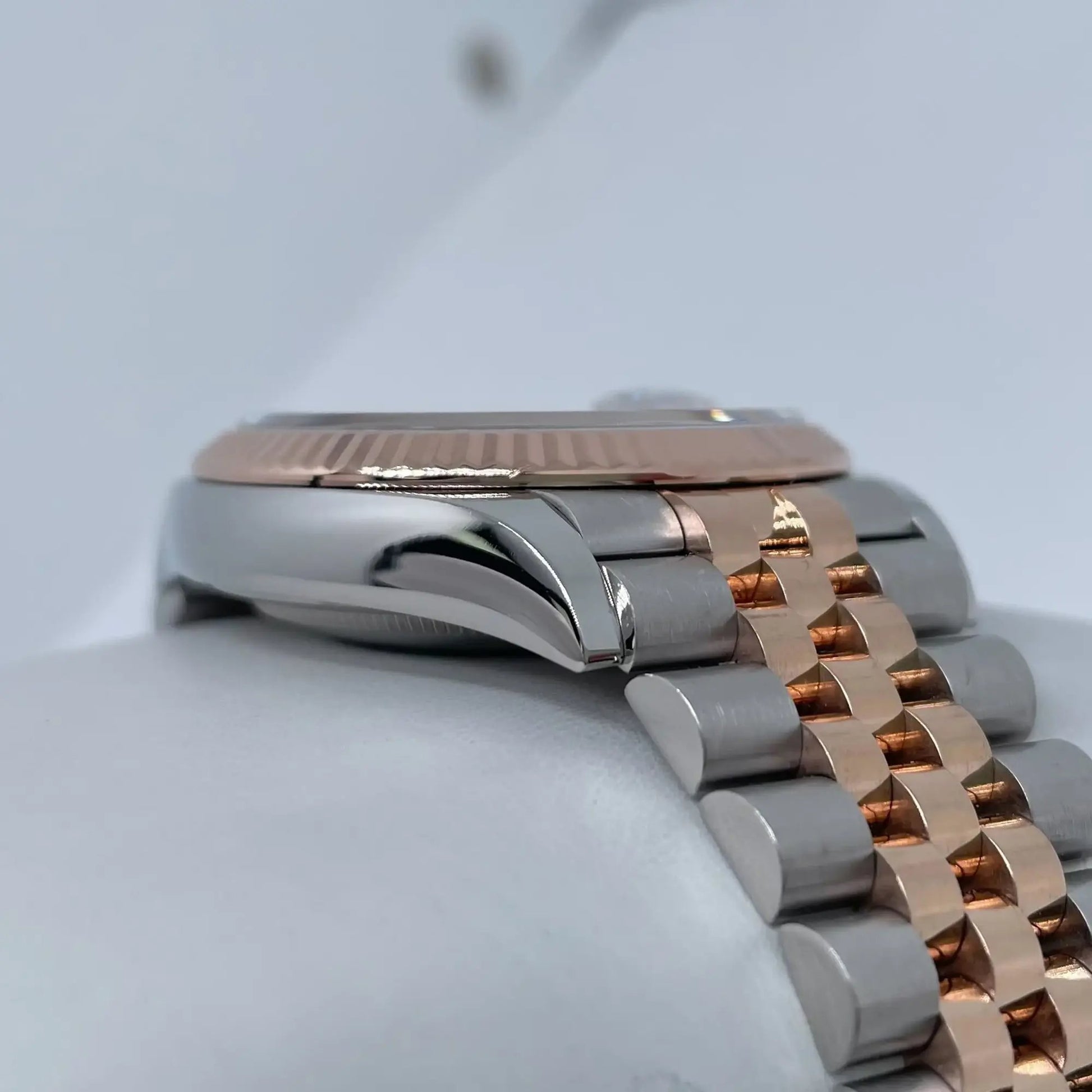 7th image of Rolex Datejust Wristwatch, PreOwned condition