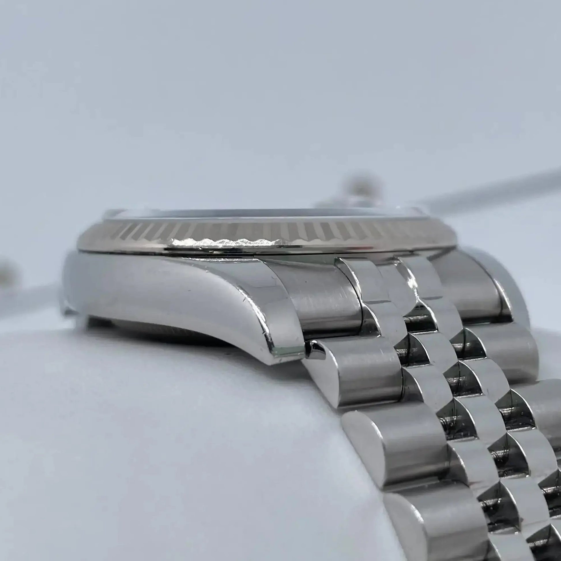 6th image of Rolex Datejust Wristwatch, PreOwned condition