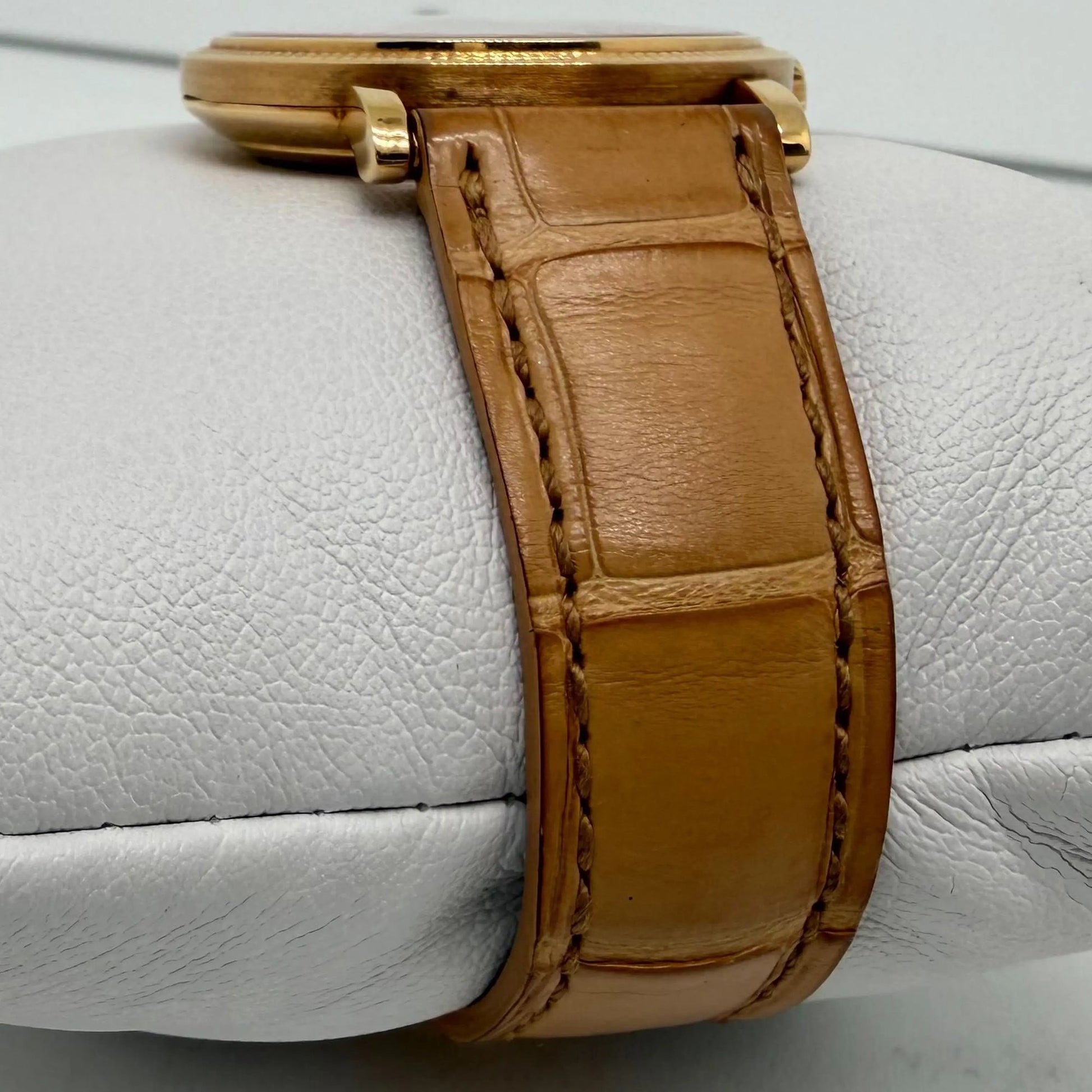 8th image of Patek Philippe Calatrava Wristwatch, PreOwned condition