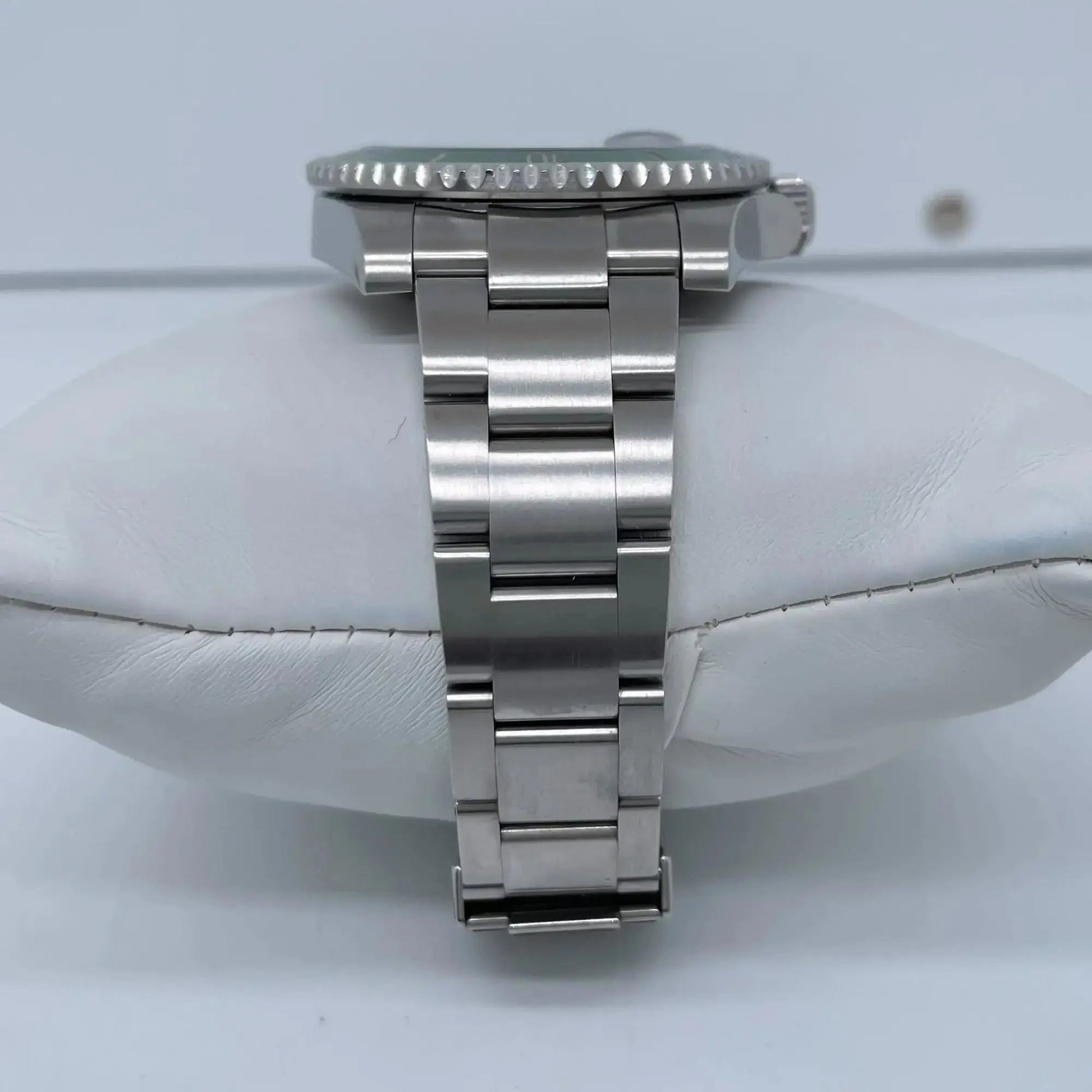 8th image of Rolex Rolex Submariner 126610LV Wristwatch, PreOwned condition