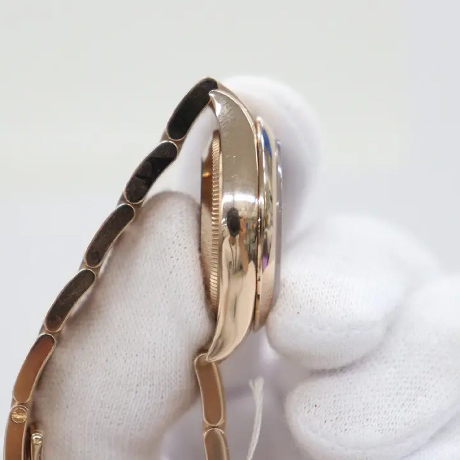 4th image of Rolex Datejust Wristwatch, PreOwned condition