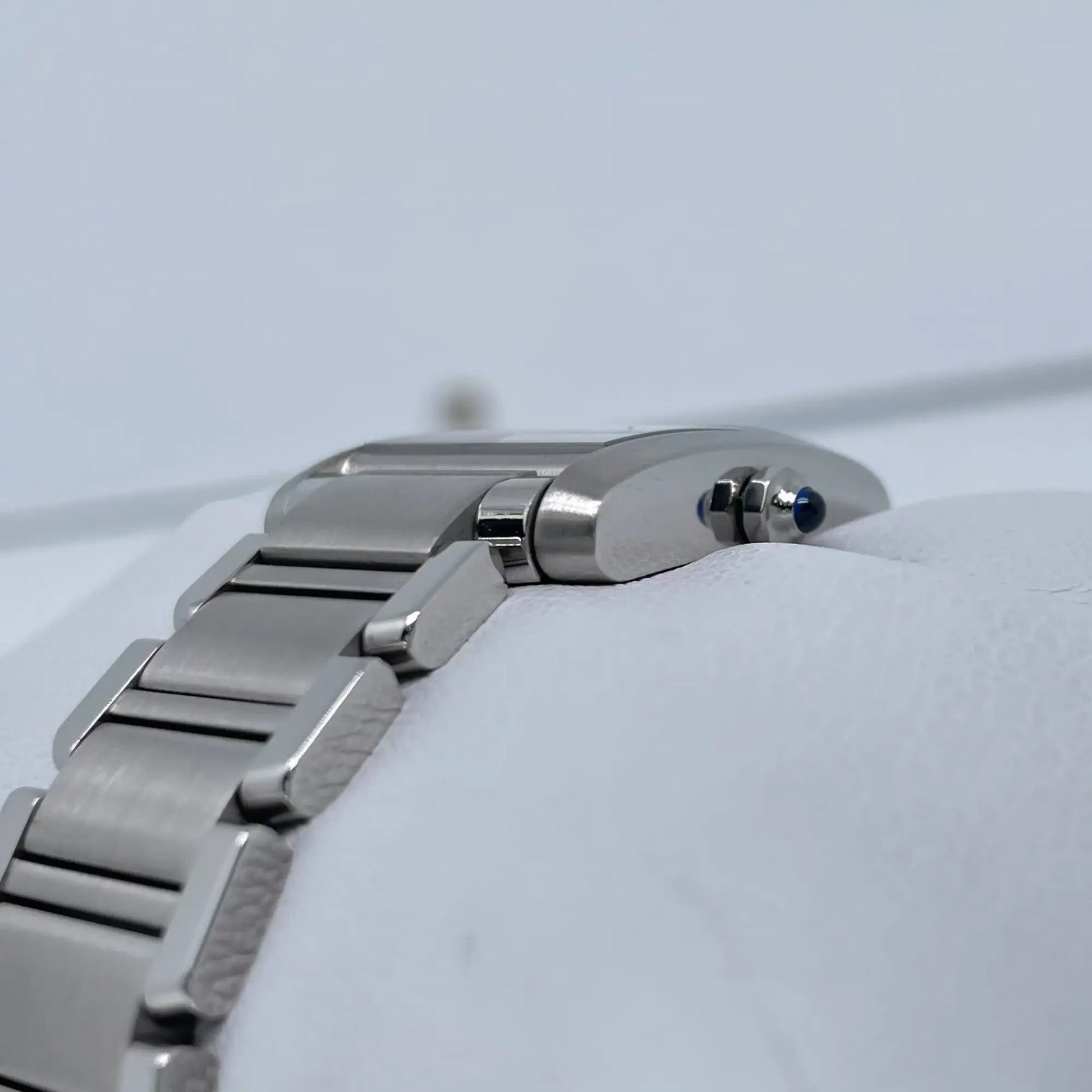 4th image of Cartier Cartier Tank Francaise Wristwatch, PreOwned condition