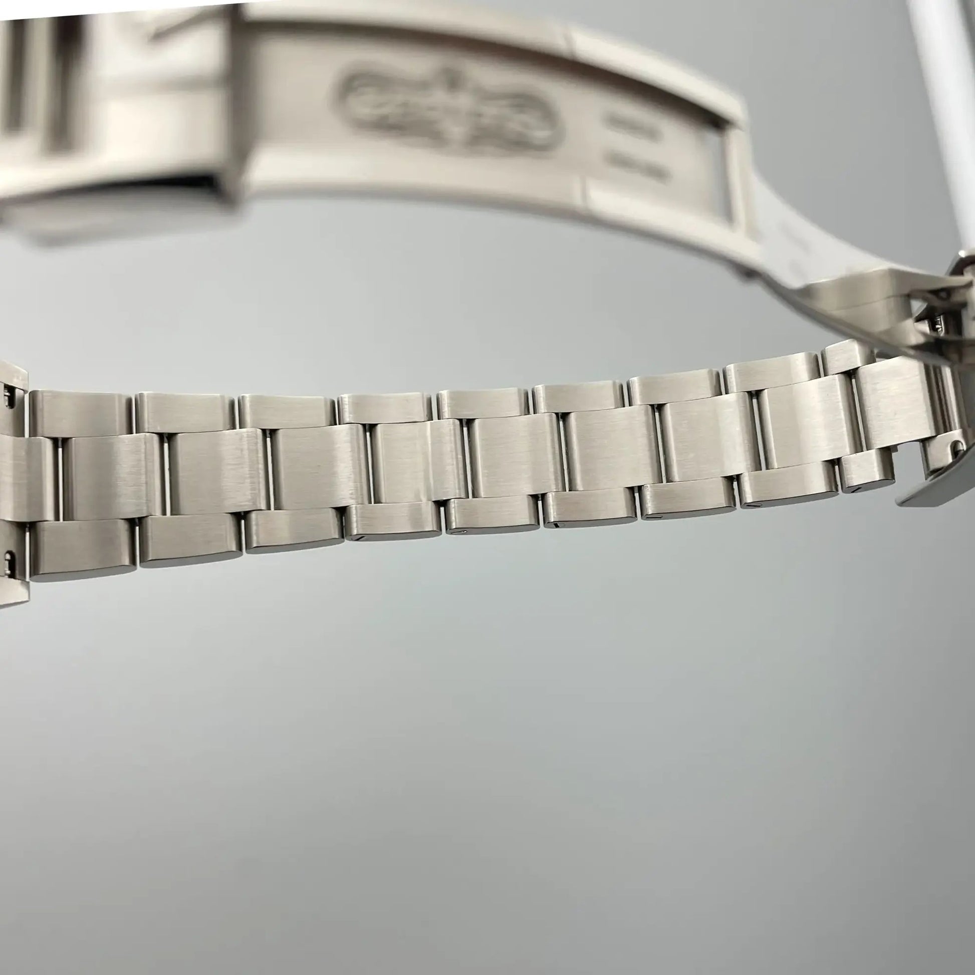 9th image of Rolex Rolex Daytona 116520 Wristwatch, PreOwned condition