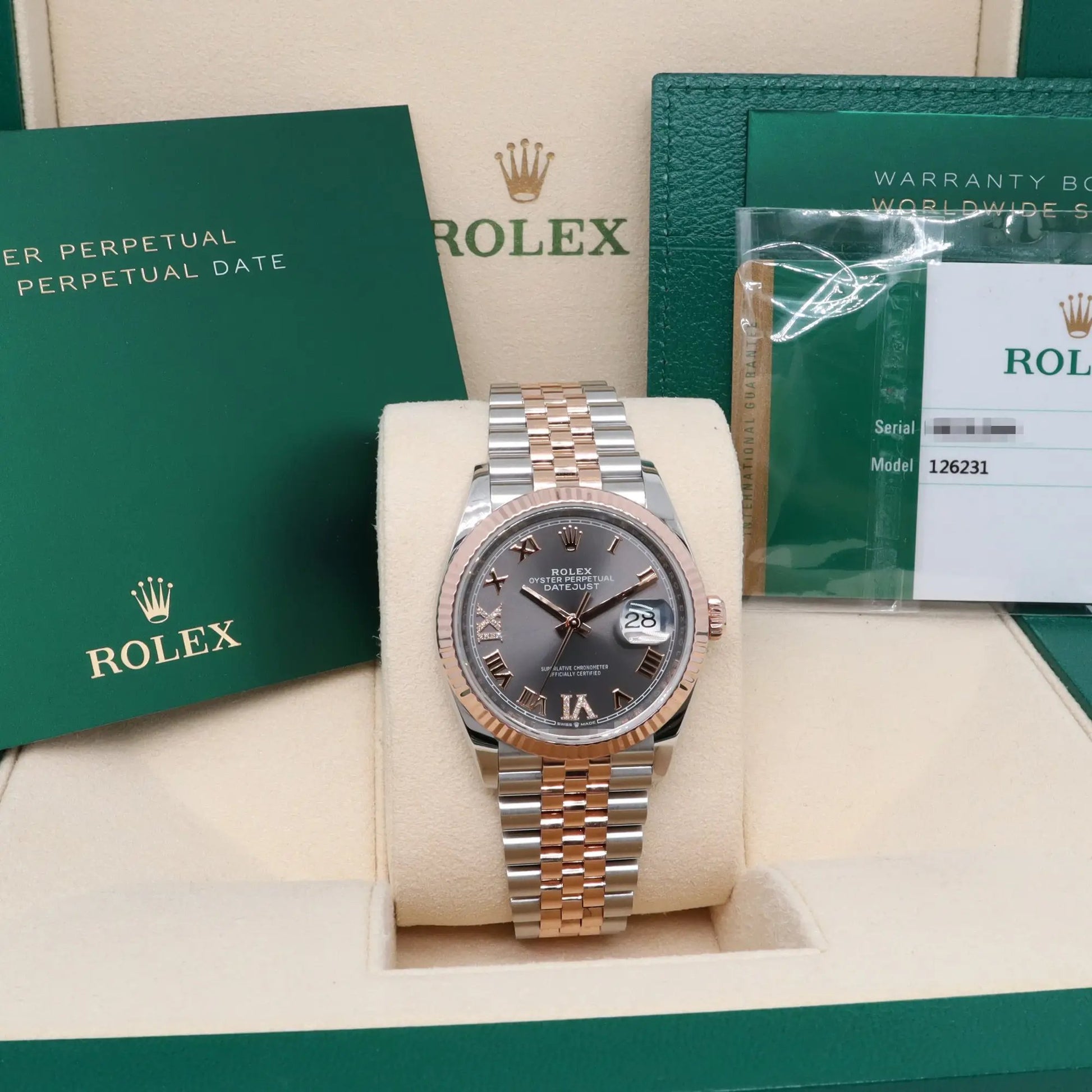 4th image of Rolex Datejust Wristwatch, PreOwned condition